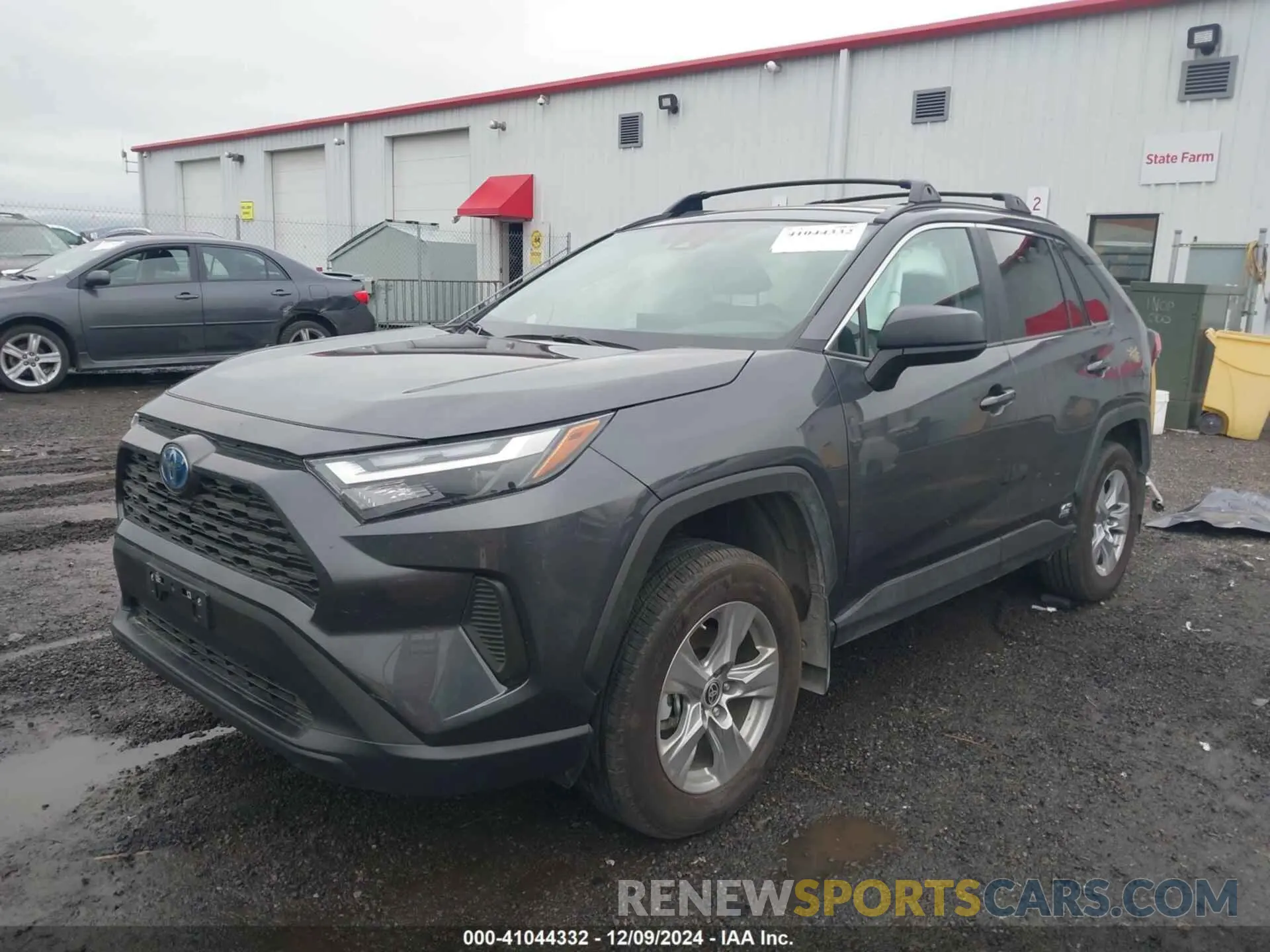 2 fotografías del automóvil dañado 2T3LWRFV2RW198754 TOYOTA RAV4 HYBRID 2024