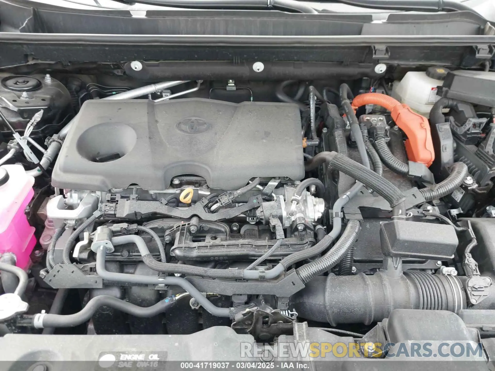 10 fotografías del automóvil dañado 2T3LWRFV9RW220409 TOYOTA RAV4 HYBRID 2024