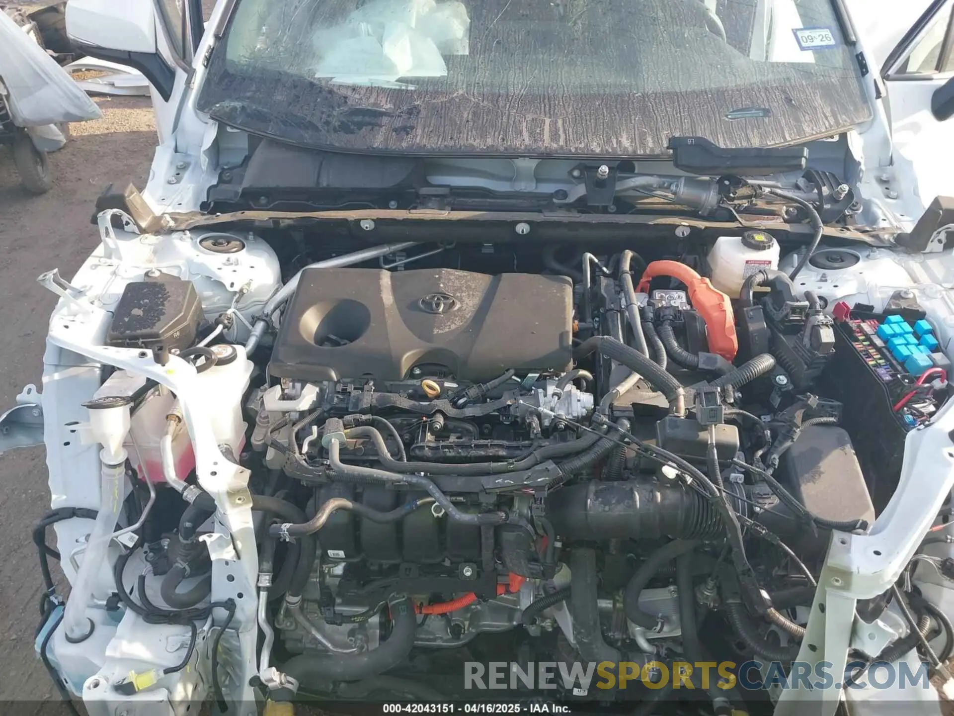 10 fotografías del automóvil dañado 2T3MWRFV3RW243740 TOYOTA RAV4 HYBRID 2024