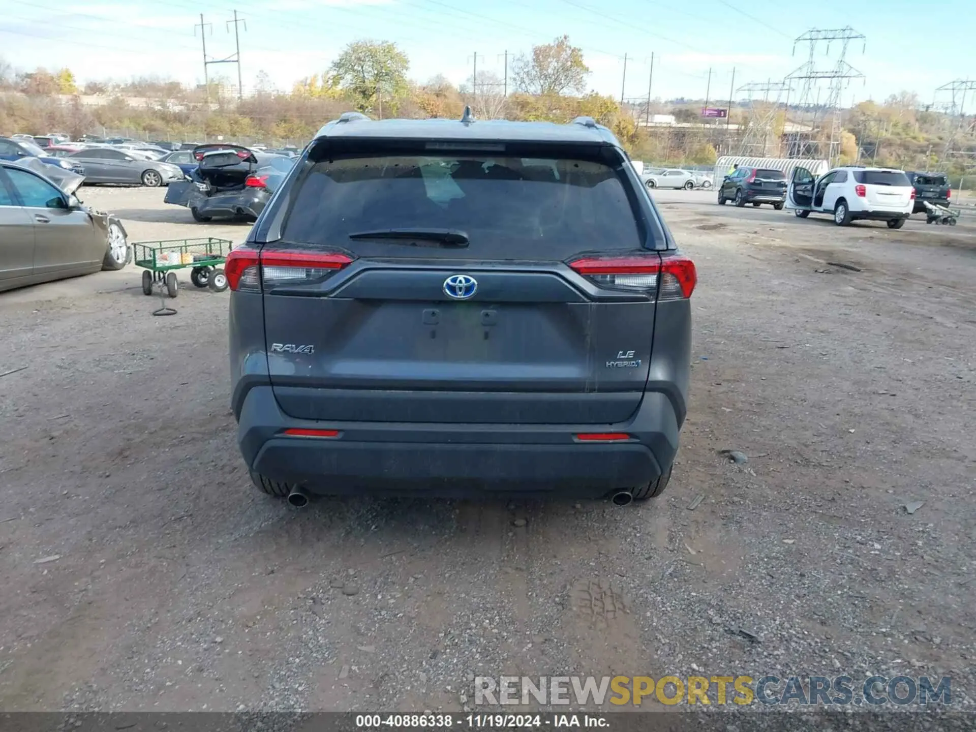 16 fotografías del automóvil dañado 2T3MWRFV8RW211883 TOYOTA RAV4 HYBRID 2024