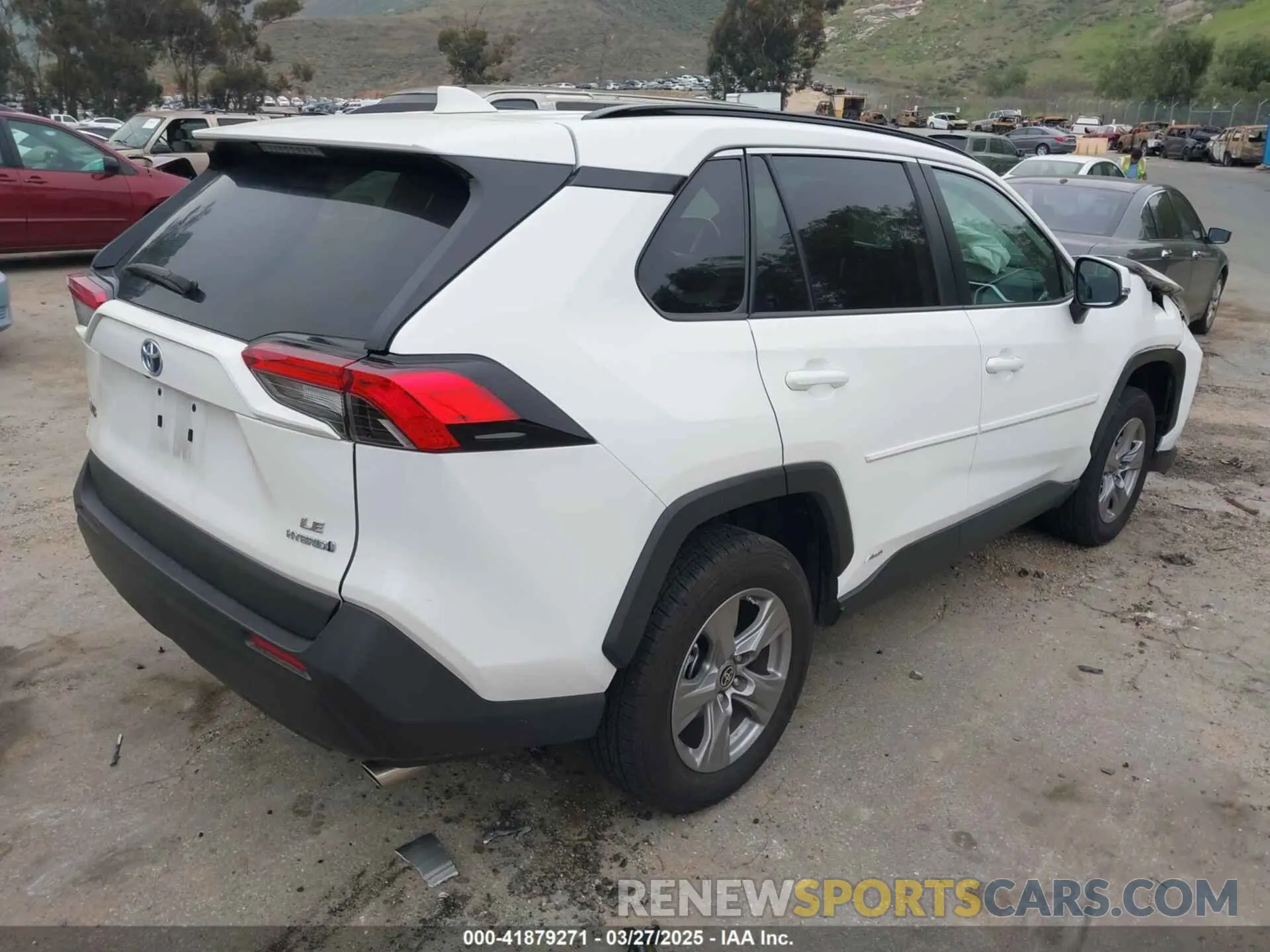 4 fotografías del automóvil dañado 2T3MWRFV9RW222584 TOYOTA RAV4 HYBRID 2024