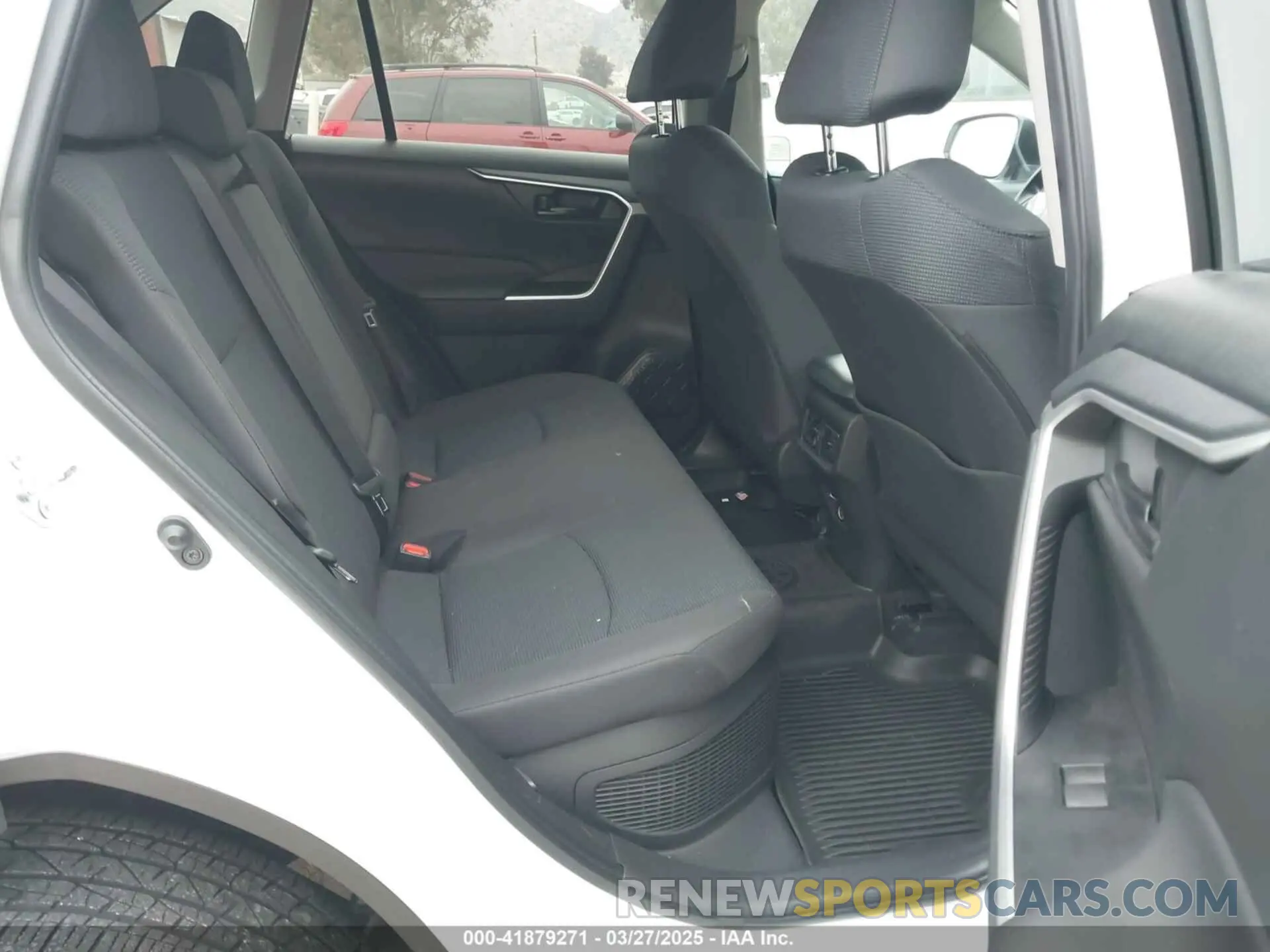 8 fotografías del automóvil dañado 2T3MWRFV9RW222584 TOYOTA RAV4 HYBRID 2024