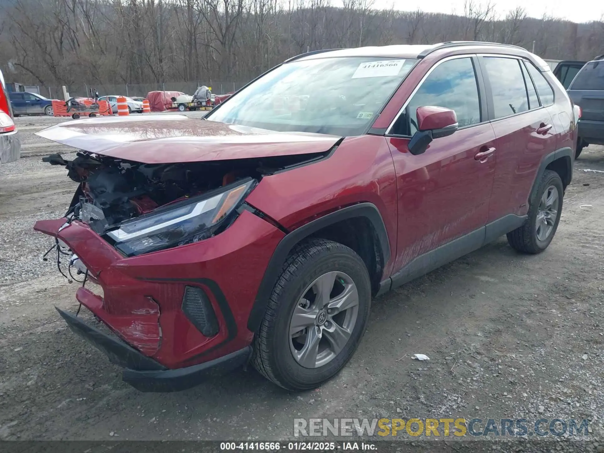 2 fotografías del automóvil dañado 2T3RWRFV0RW238744 TOYOTA RAV4 HYBRID 2024