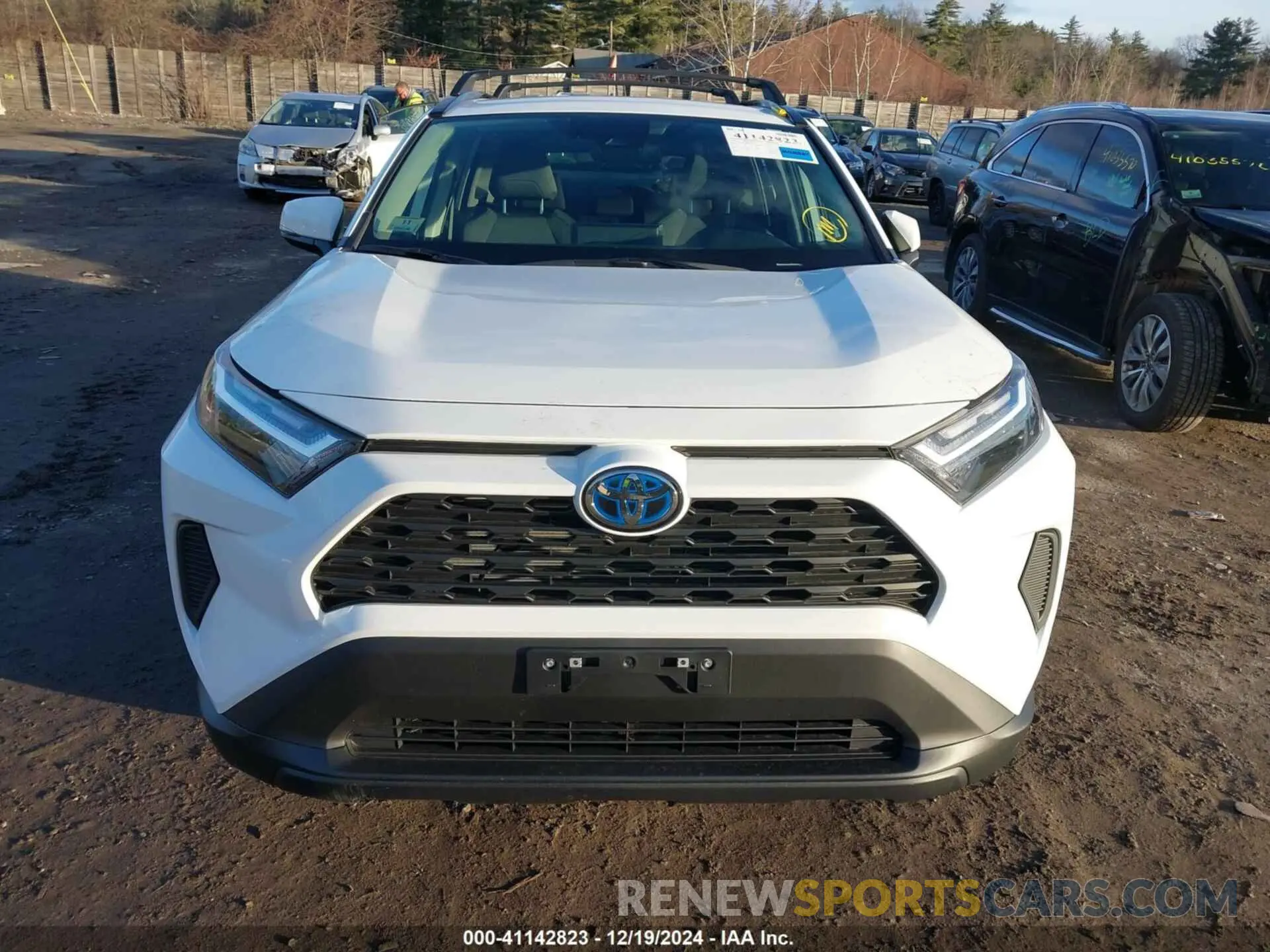 13 fotografías del automóvil dañado 2T3RWRFV0RW250781 TOYOTA RAV4 HYBRID 2024