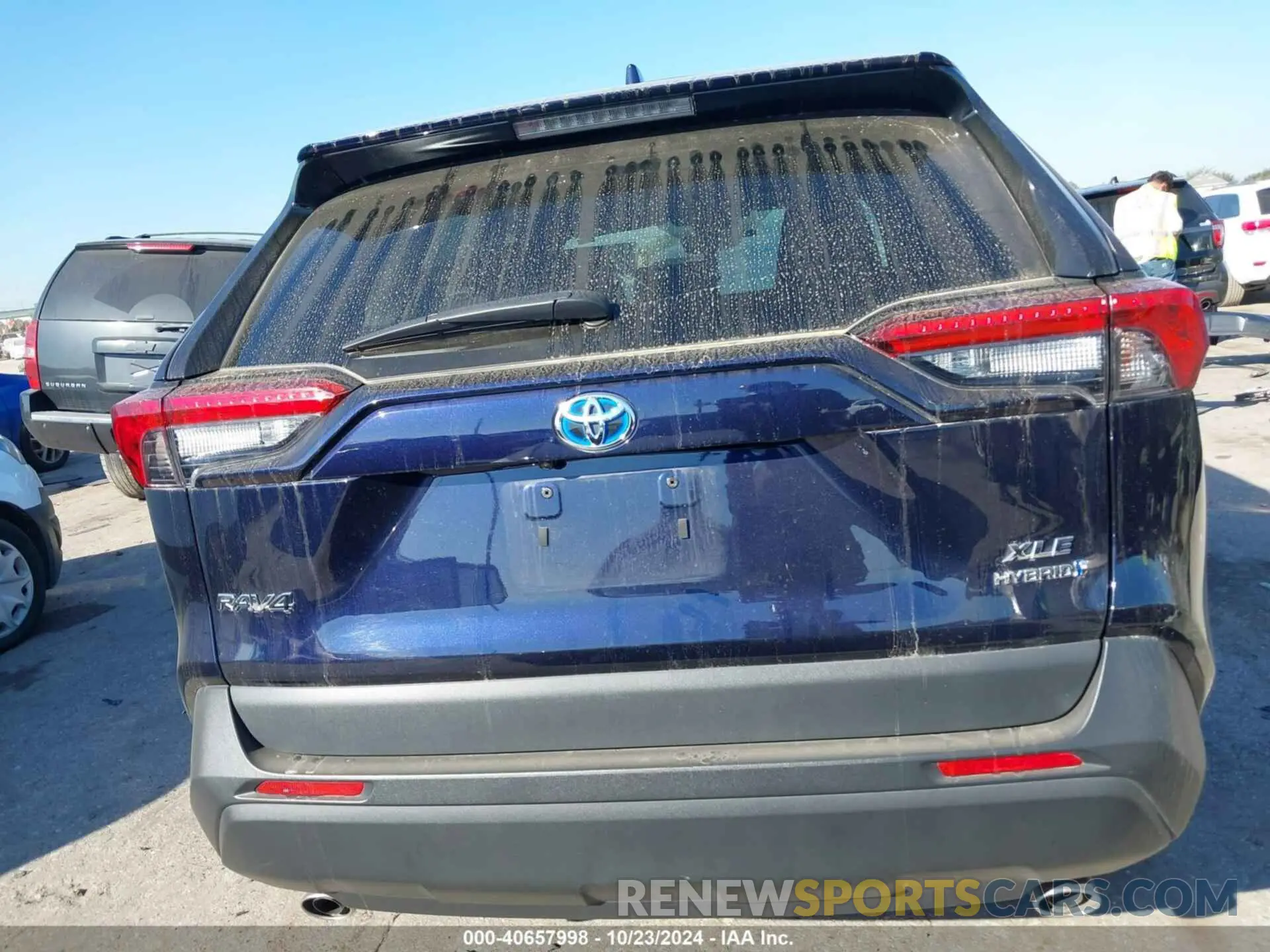15 fotografías del automóvil dañado 2T3RWRFV1RW210158 TOYOTA RAV4 HYBRID 2024