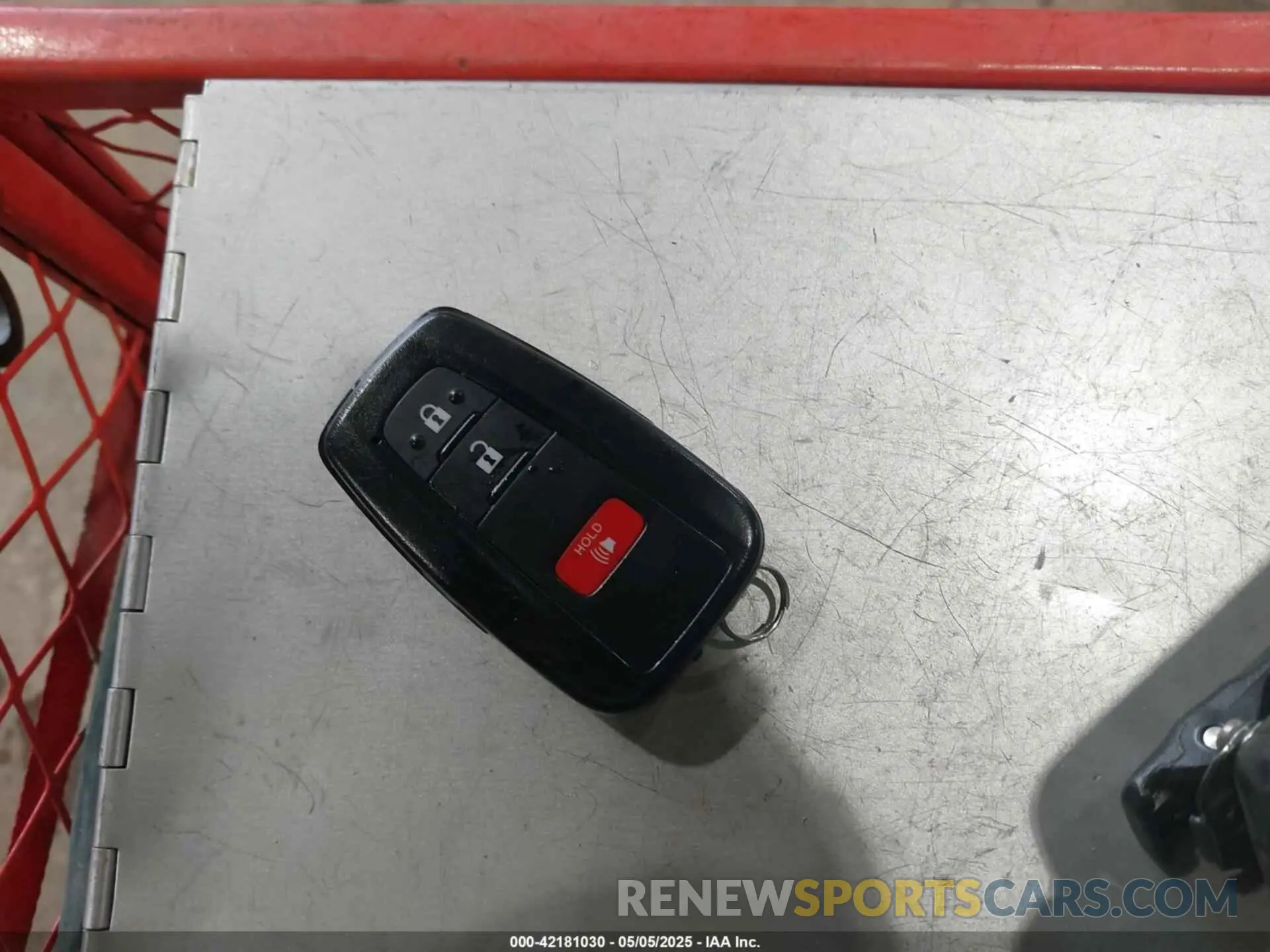 11 fotografías del automóvil dañado 2T3RWRFV1RW232855 TOYOTA RAV4 HYBRID 2024