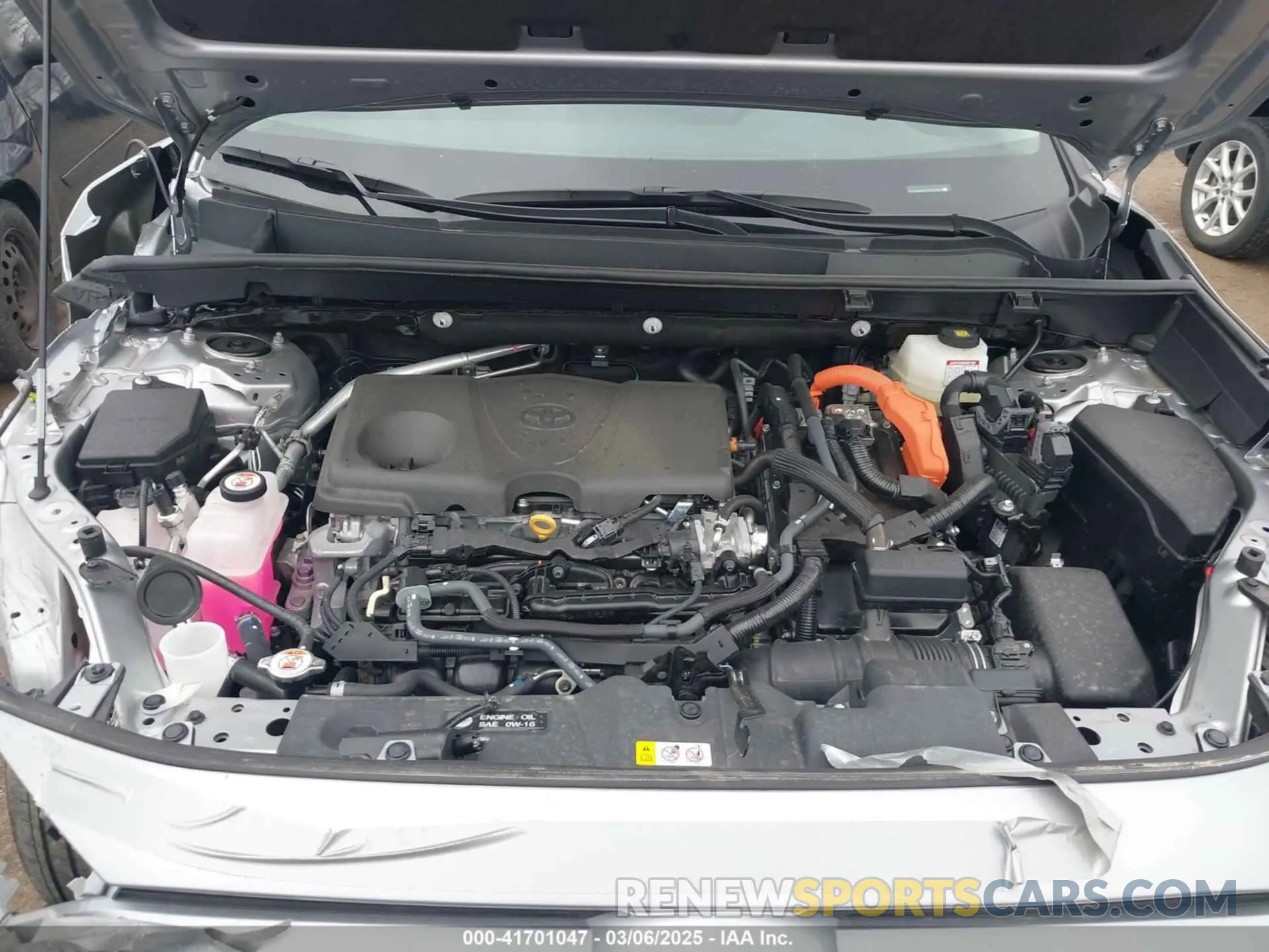10 fotografías del automóvil dañado 2T3RWRFV2RW232802 TOYOTA RAV4 HYBRID 2024