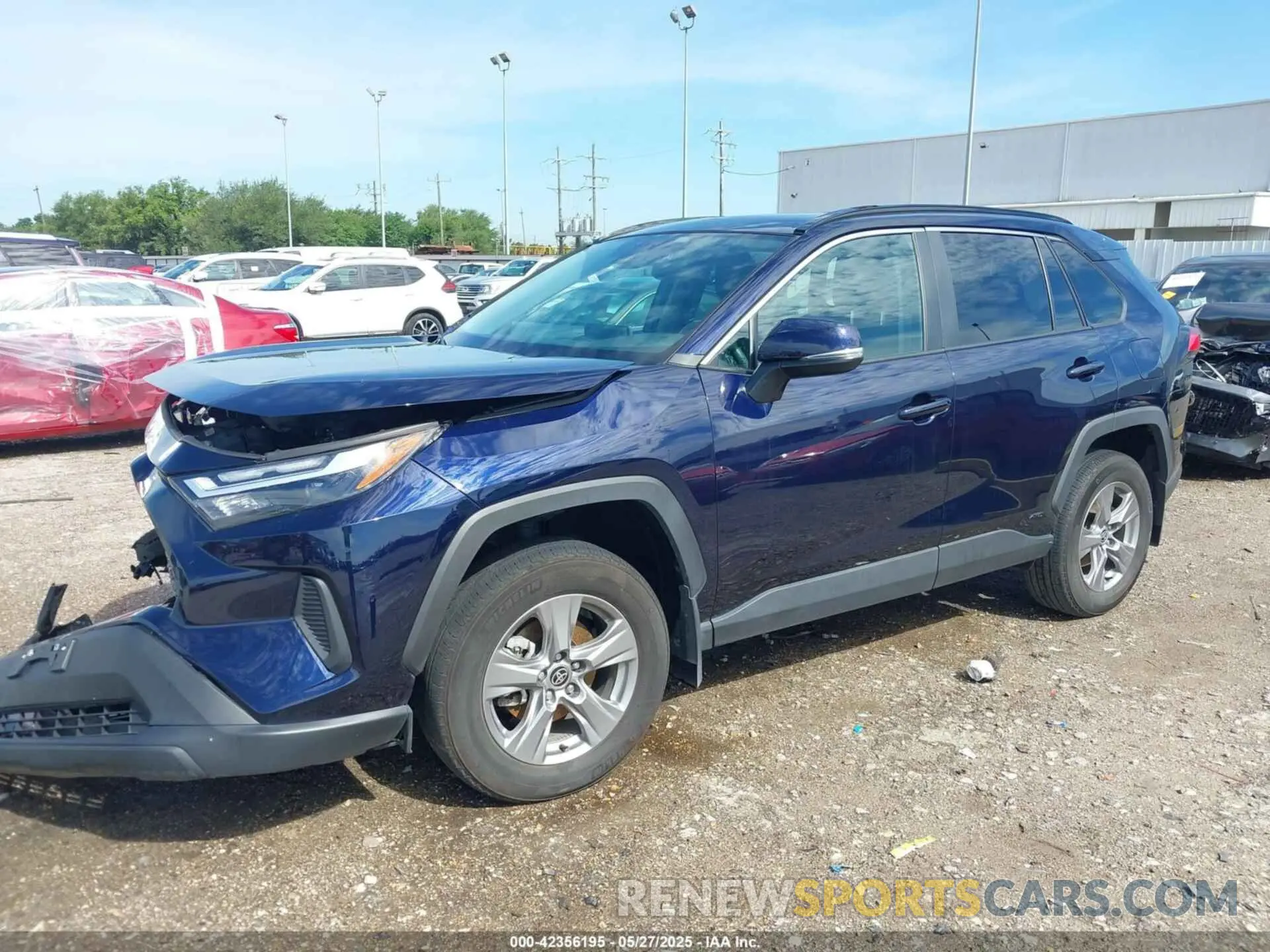 2 fotografías del automóvil dañado 2T3RWRFV9RW232652 TOYOTA RAV4 HYBRID 2024