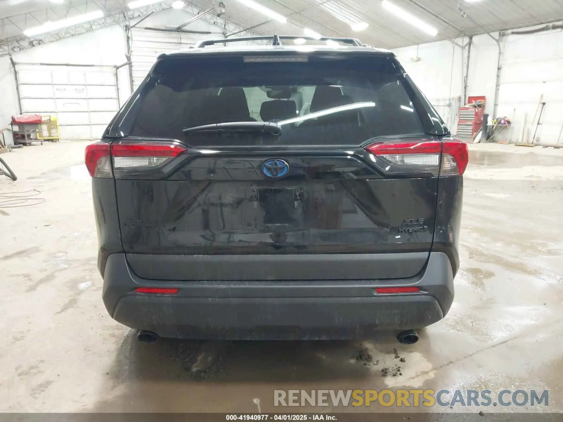 16 fotografías del automóvil dañado 2T3RWRFVXRW238122 TOYOTA RAV4 HYBRID 2024