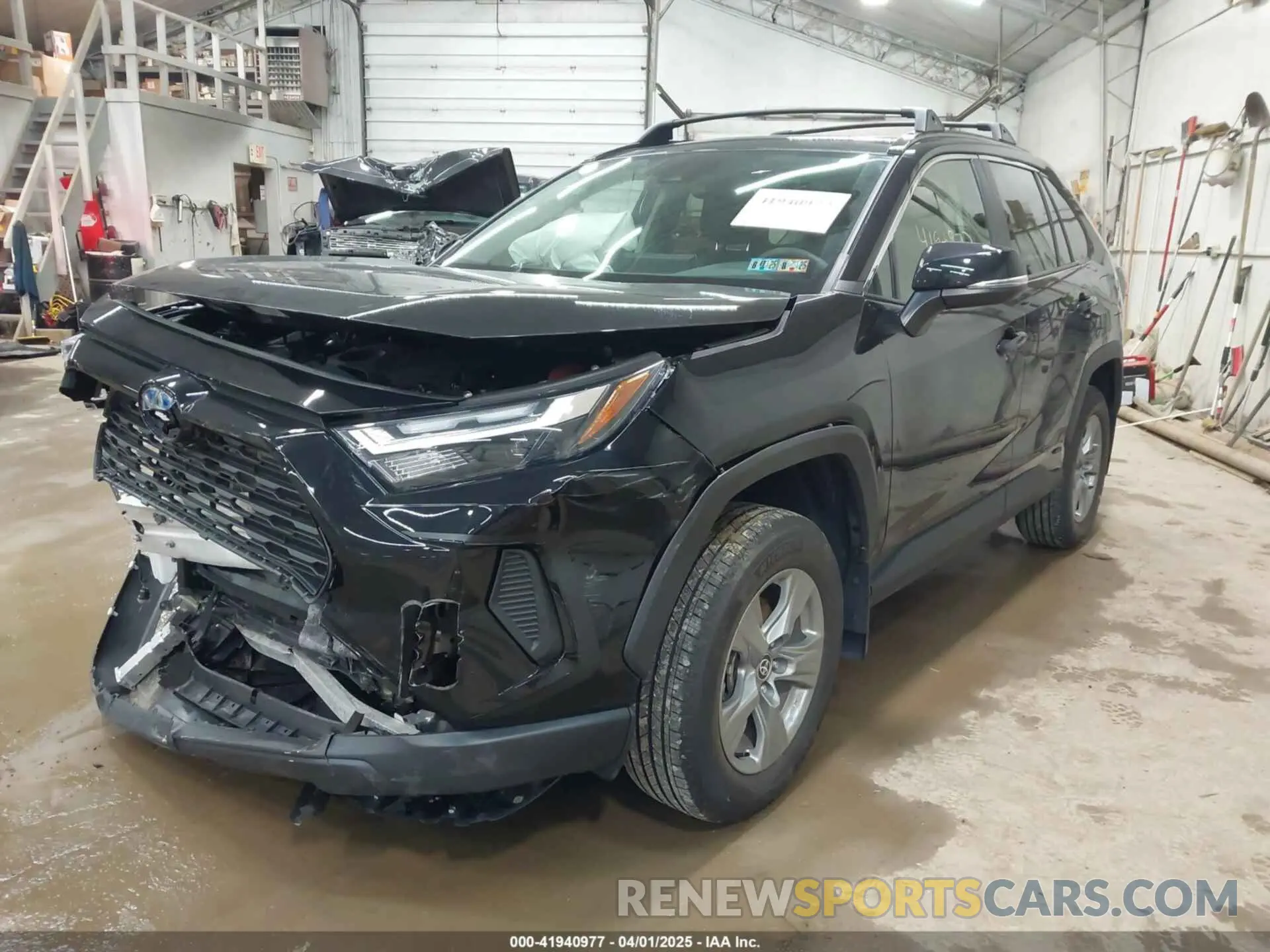 2 fotografías del automóvil dañado 2T3RWRFVXRW238122 TOYOTA RAV4 HYBRID 2024