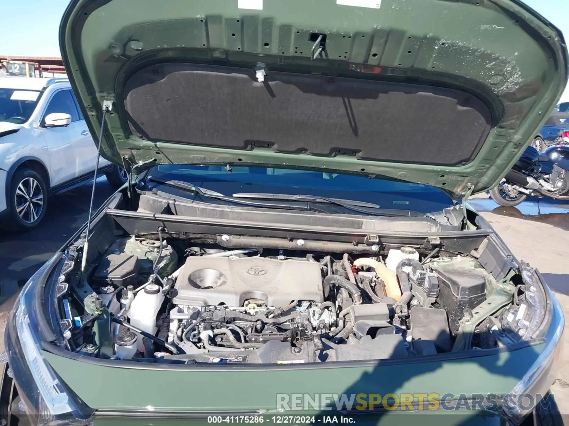 10 fotografías del automóvil dañado 2T3UWRFV0RW226460 TOYOTA RAV4 HYBRID 2024