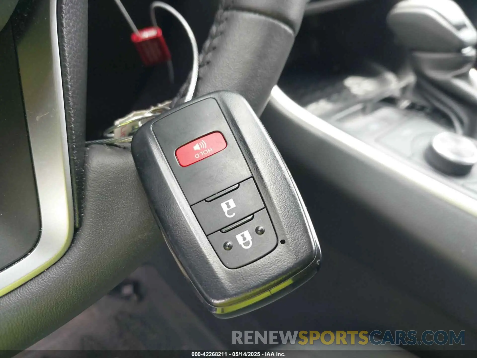 11 fotografías del automóvil dañado 2T3UWRFV4RW219138 TOYOTA RAV4 HYBRID 2024
