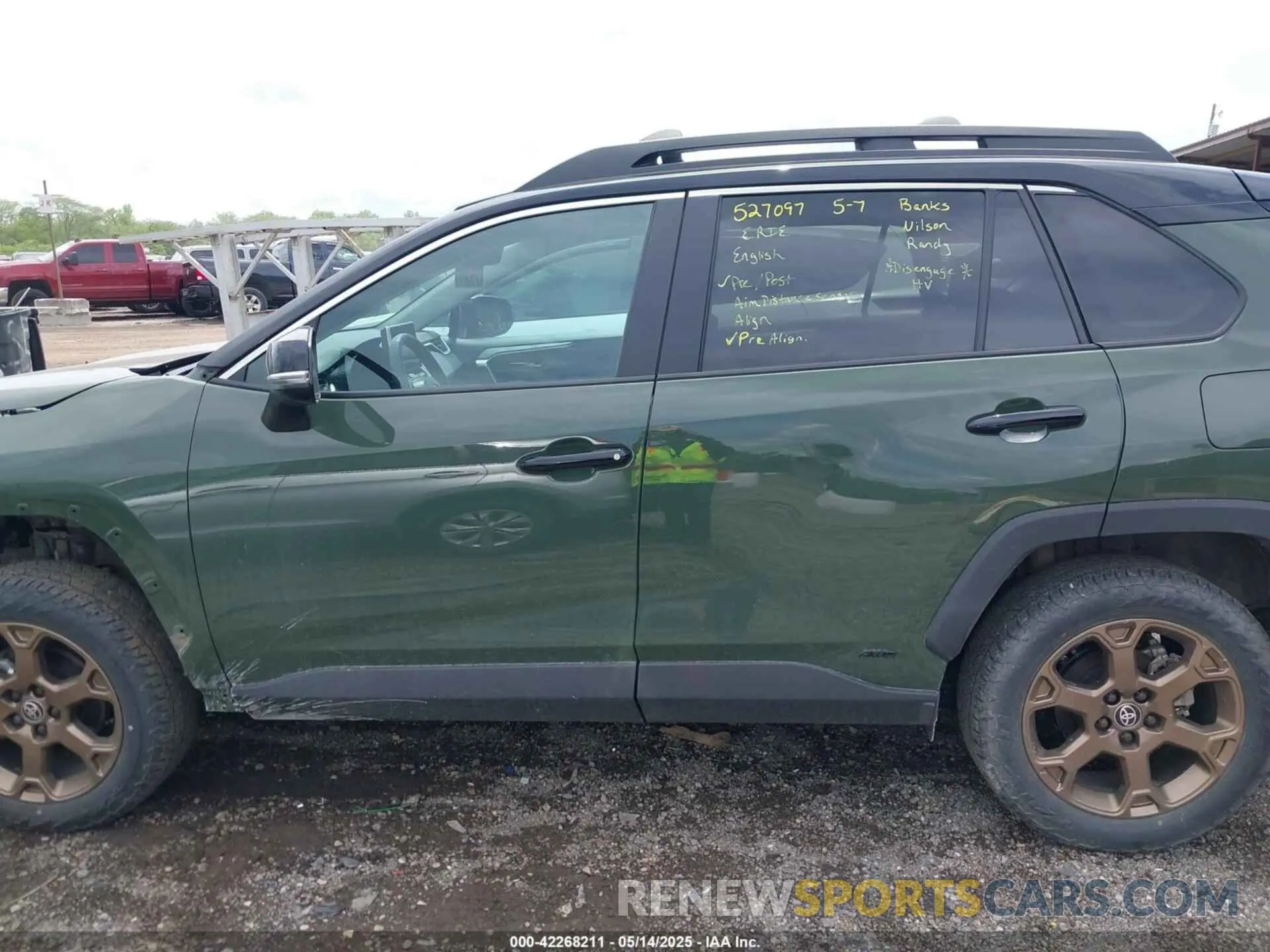 15 fotografías del automóvil dañado 2T3UWRFV4RW219138 TOYOTA RAV4 HYBRID 2024
