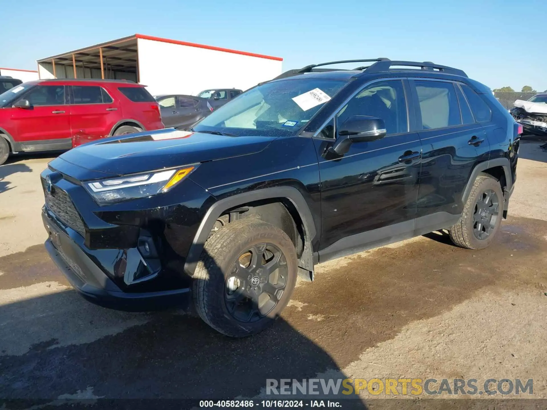 2 fotografías del automóvil dañado 2T3UWRFV6RW222719 TOYOTA RAV4 HYBRID 2024