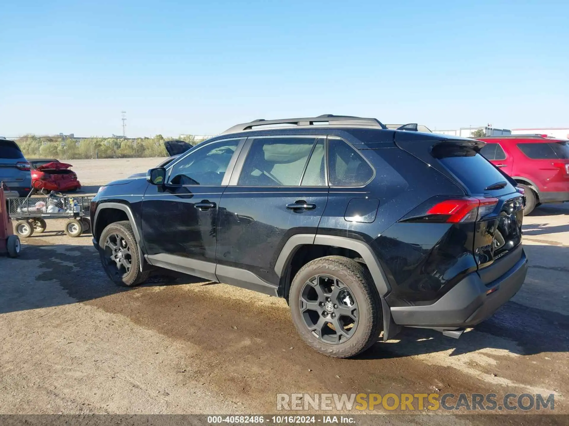 3 fotografías del automóvil dañado 2T3UWRFV6RW222719 TOYOTA RAV4 HYBRID 2024