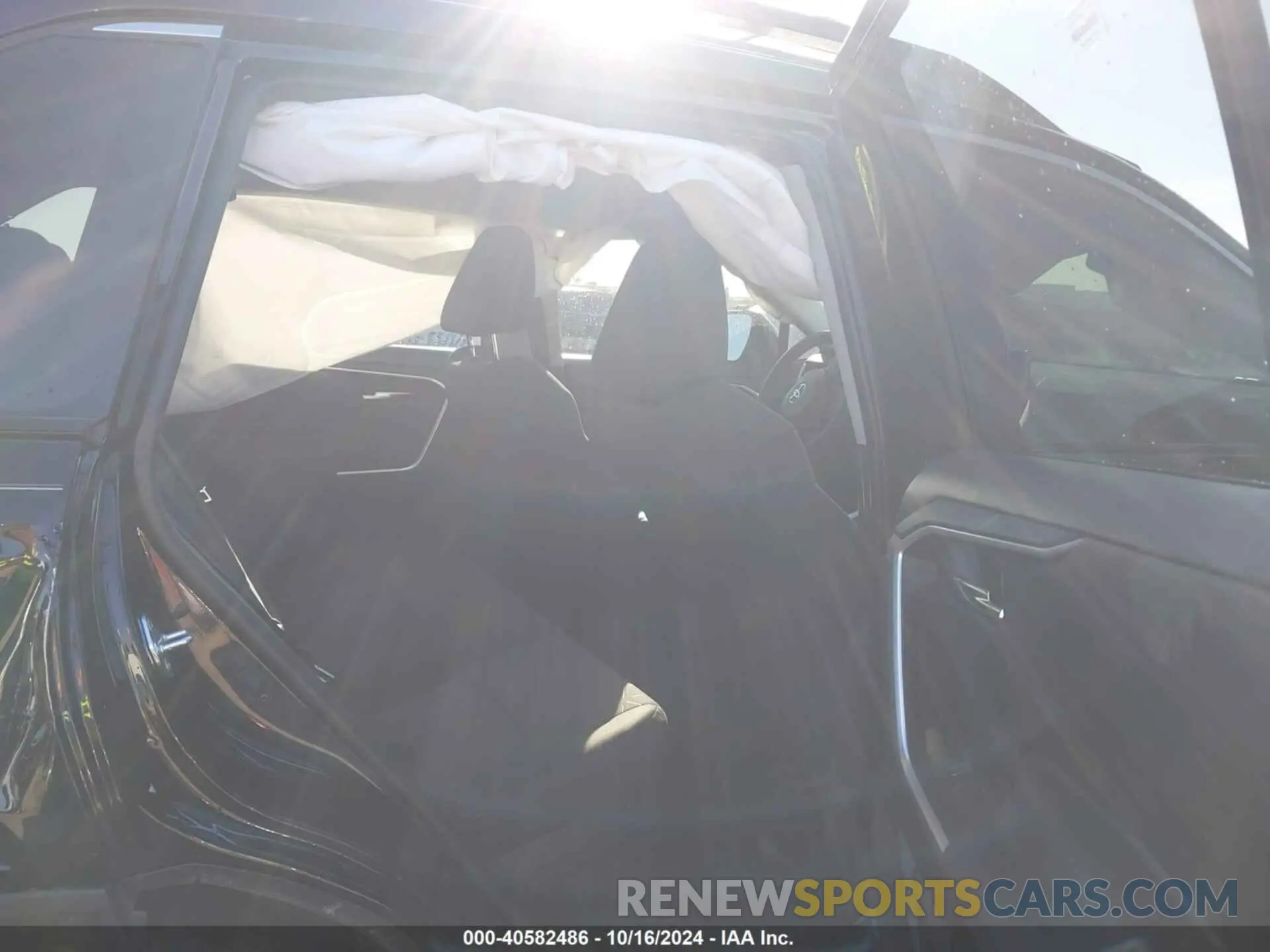 8 fotografías del automóvil dañado 2T3UWRFV6RW222719 TOYOTA RAV4 HYBRID 2024