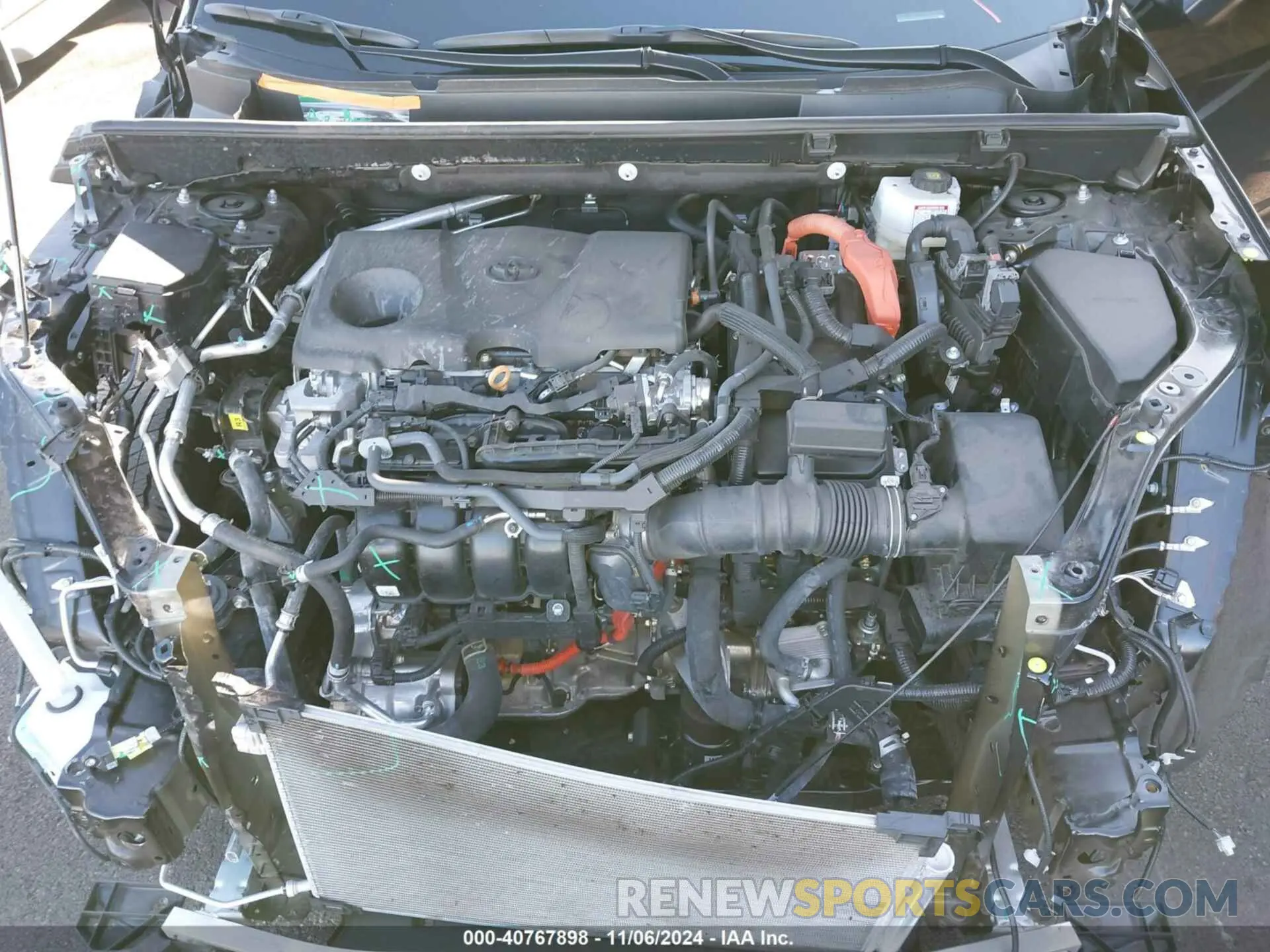 10 fotografías del automóvil dañado 2T3UWRFV8RW195748 TOYOTA RAV4 HYBRID 2024