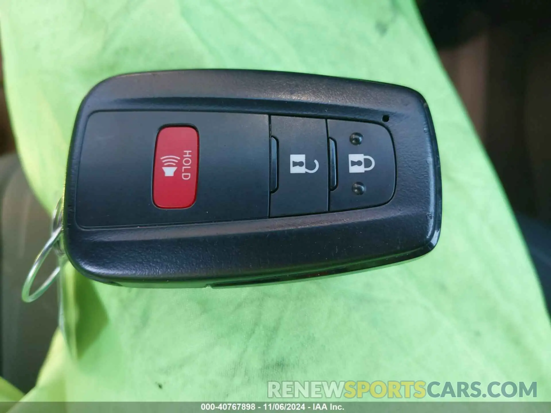 11 fotografías del automóvil dañado 2T3UWRFV8RW195748 TOYOTA RAV4 HYBRID 2024