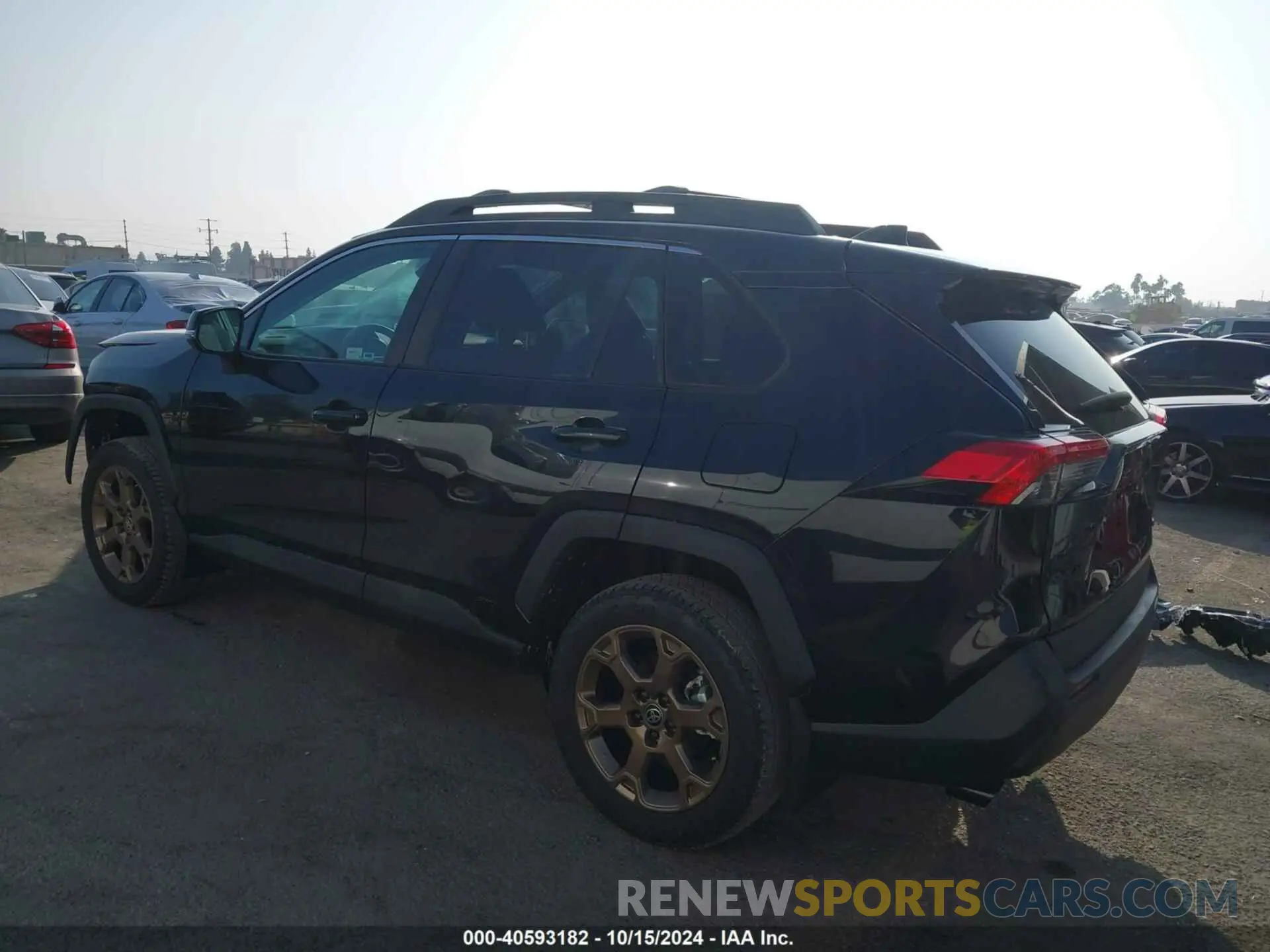 3 fotografías del automóvil dañado 2T3UWRFV8RW204576 TOYOTA RAV4 HYBRID 2024