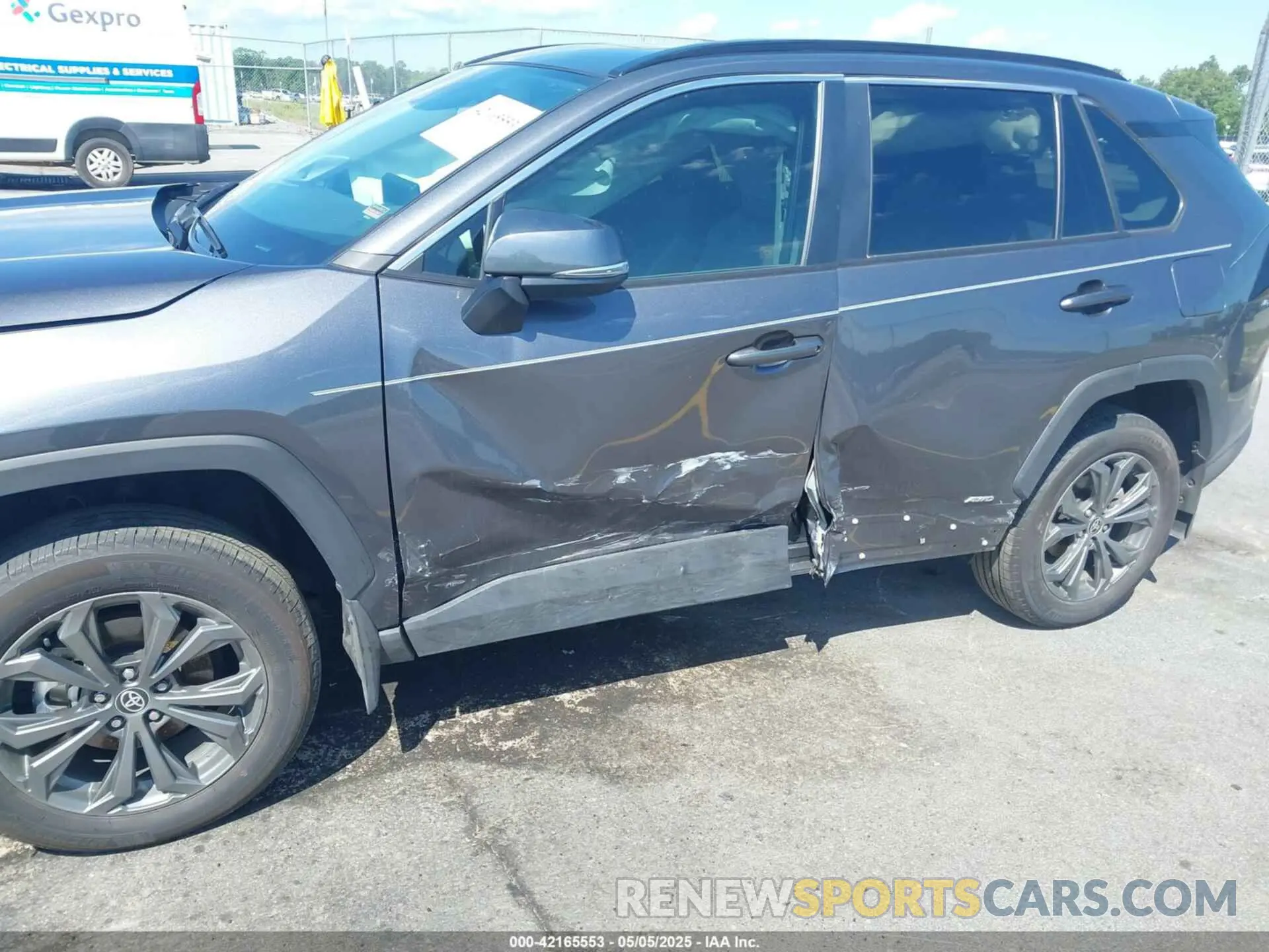 6 fotografías del automóvil dañado 4T3B6RFV0RU152111 TOYOTA RAV4 HYBRID 2024