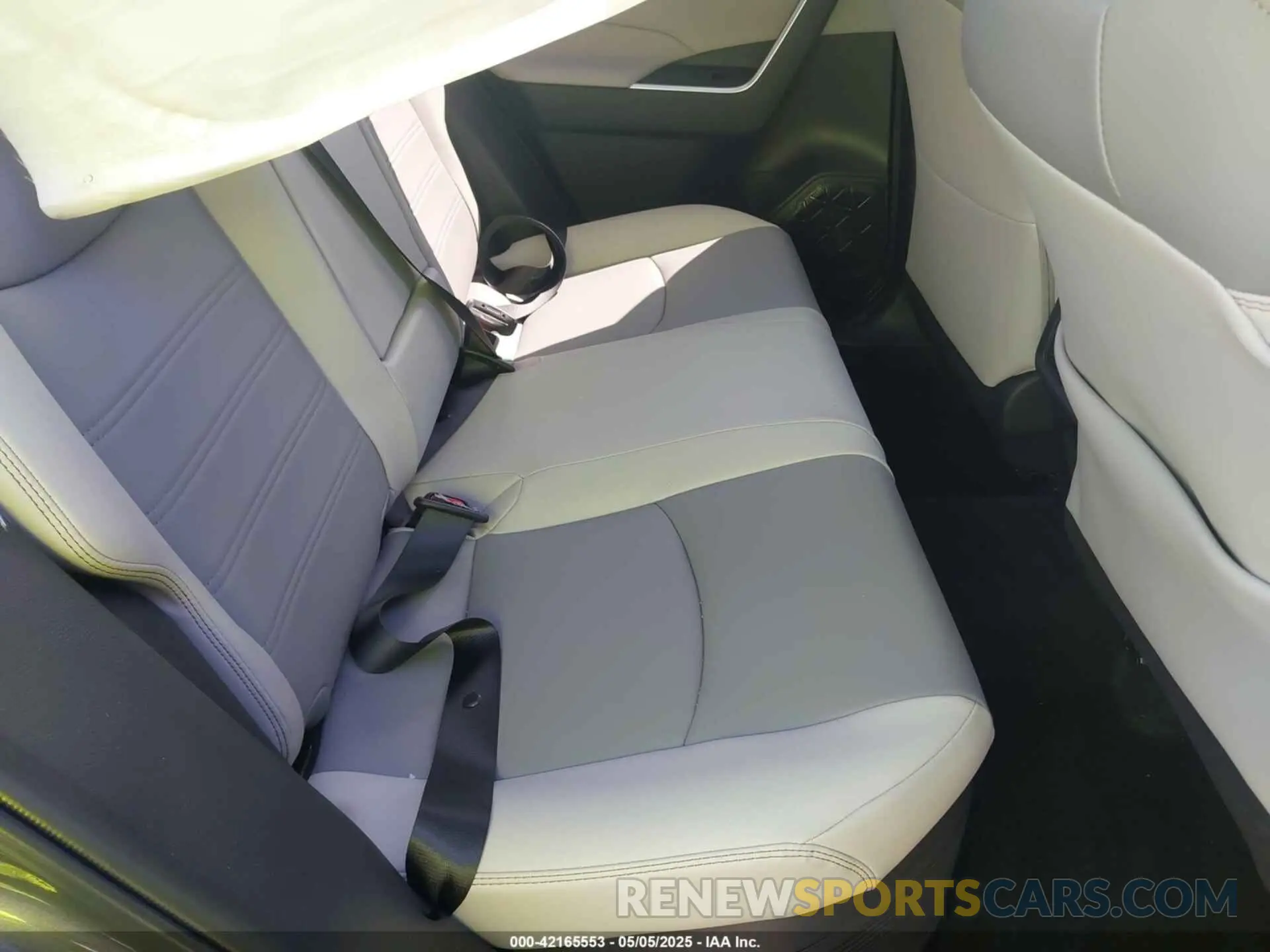 8 fotografías del automóvil dañado 4T3B6RFV0RU152111 TOYOTA RAV4 HYBRID 2024