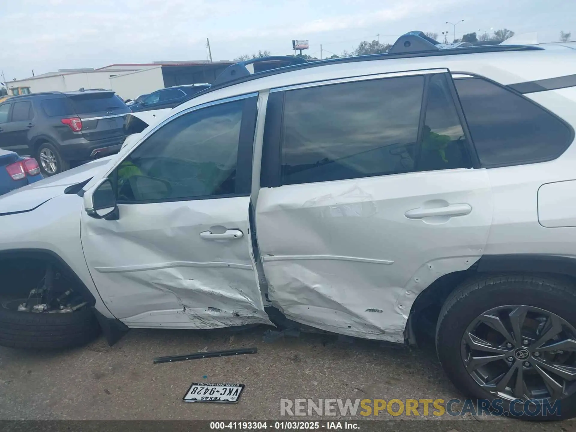 15 fotografías del automóvil dañado 4T3B6RFV1RU163120 TOYOTA RAV4 HYBRID 2024