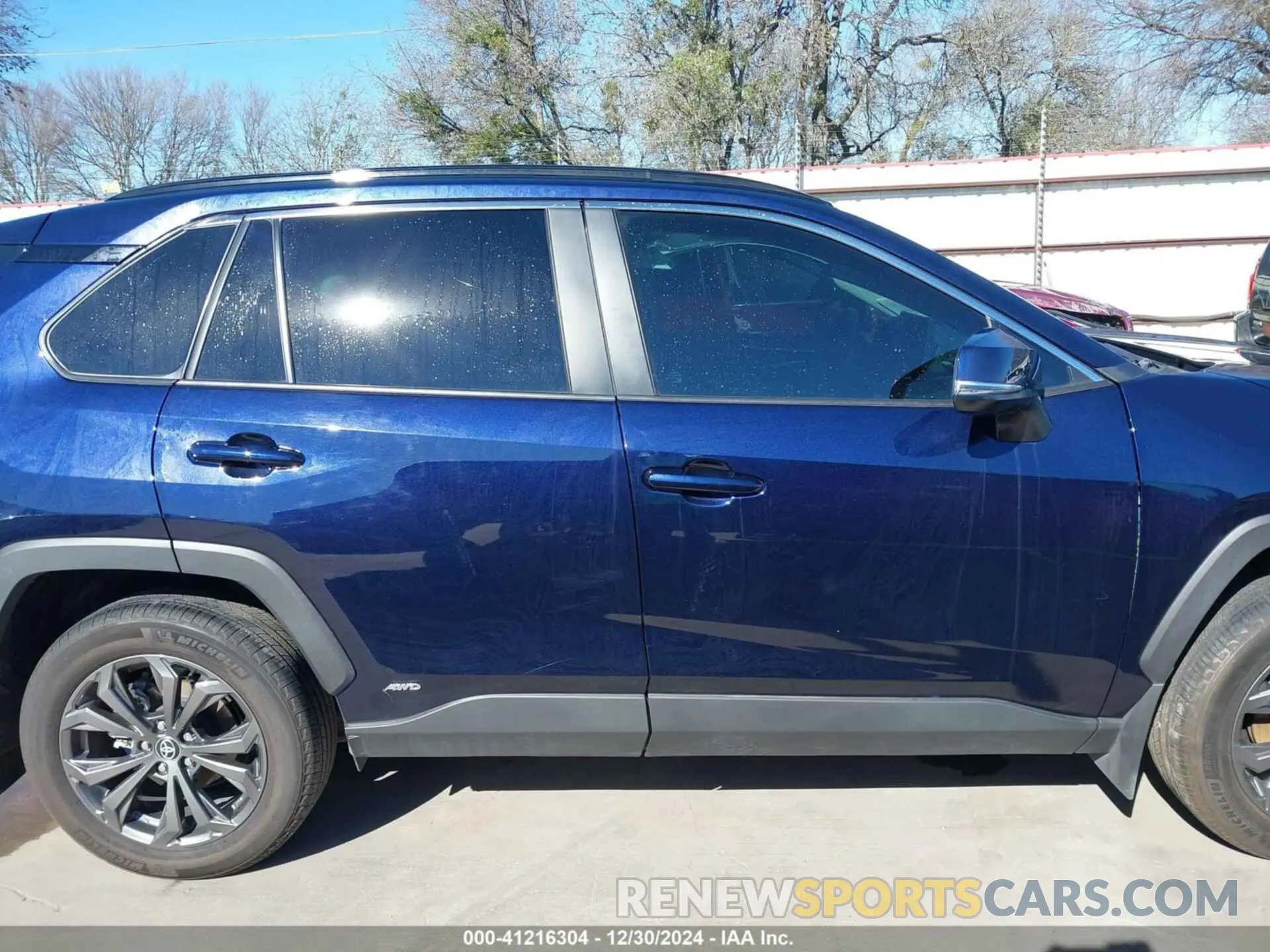 13 fotografías del automóvil dañado 4T3B6RFV9RU150275 TOYOTA RAV4 HYBRID 2024