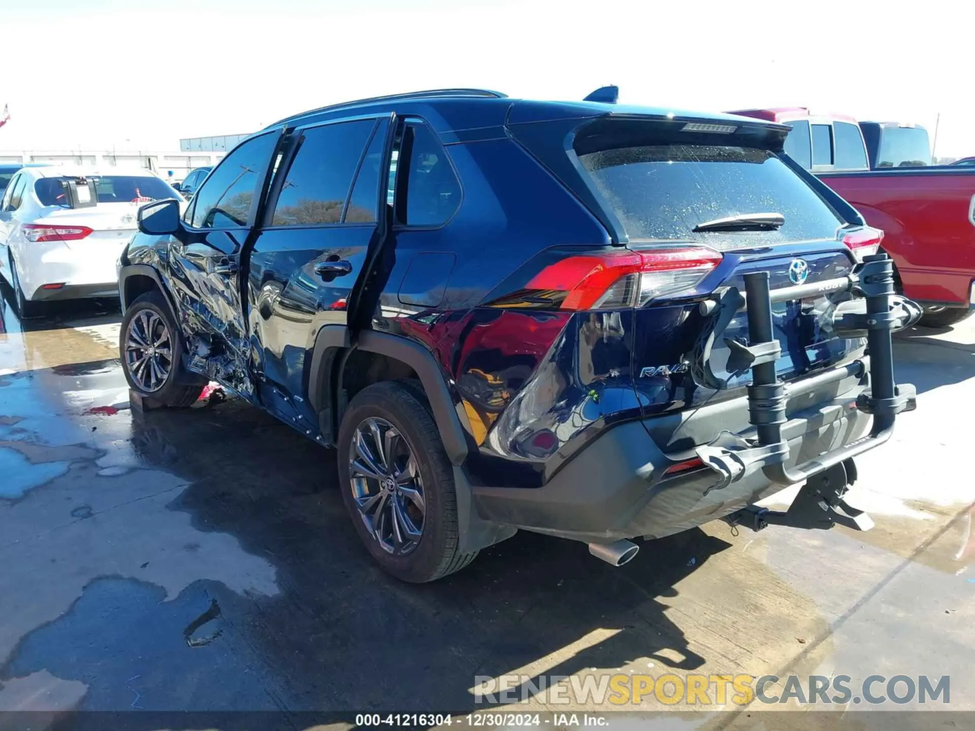 3 fotografías del automóvil dañado 4T3B6RFV9RU150275 TOYOTA RAV4 HYBRID 2024