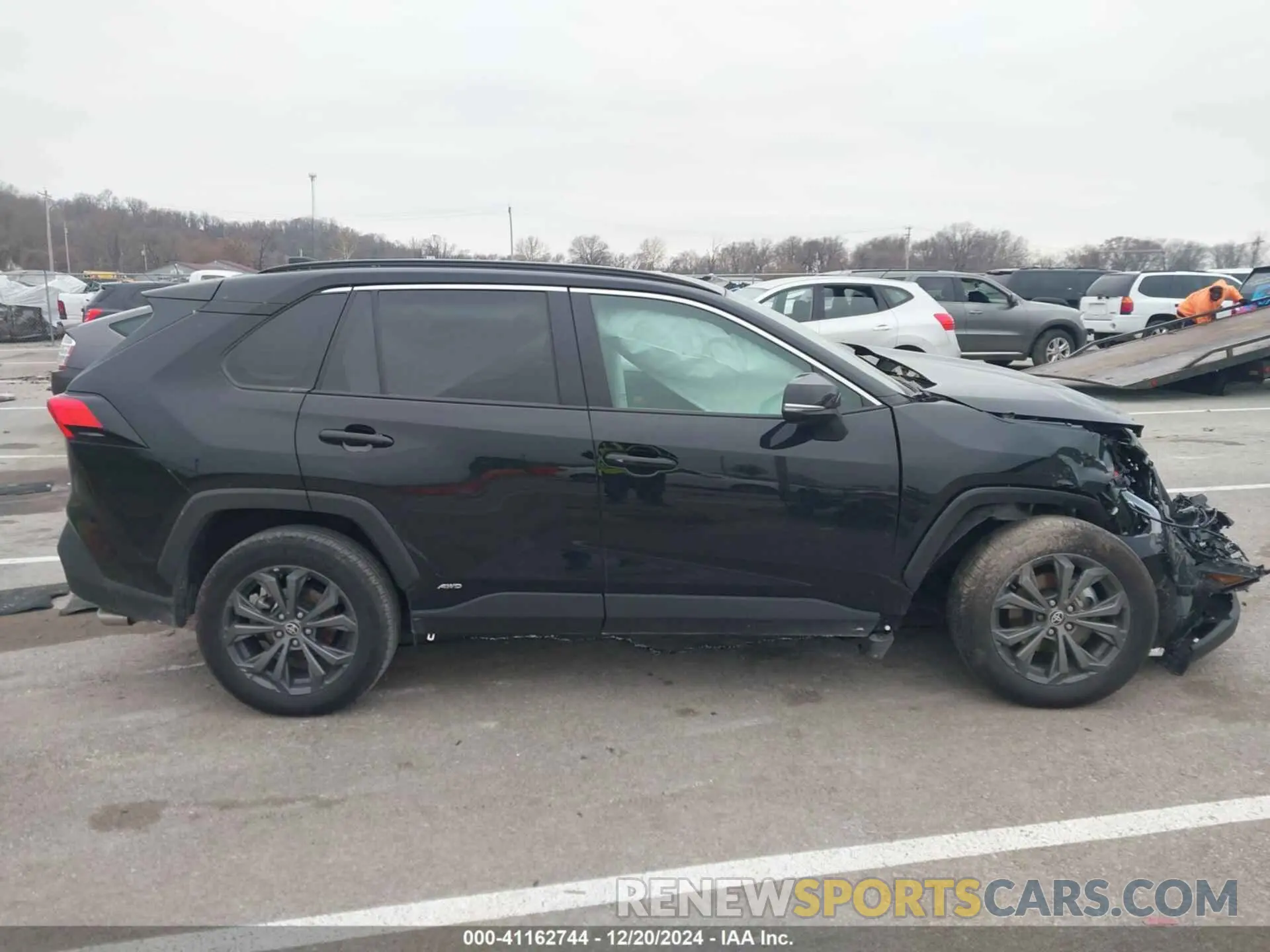 14 fotografías del automóvil dañado 4T3B6RFVXRU154125 TOYOTA RAV4 HYBRID 2024