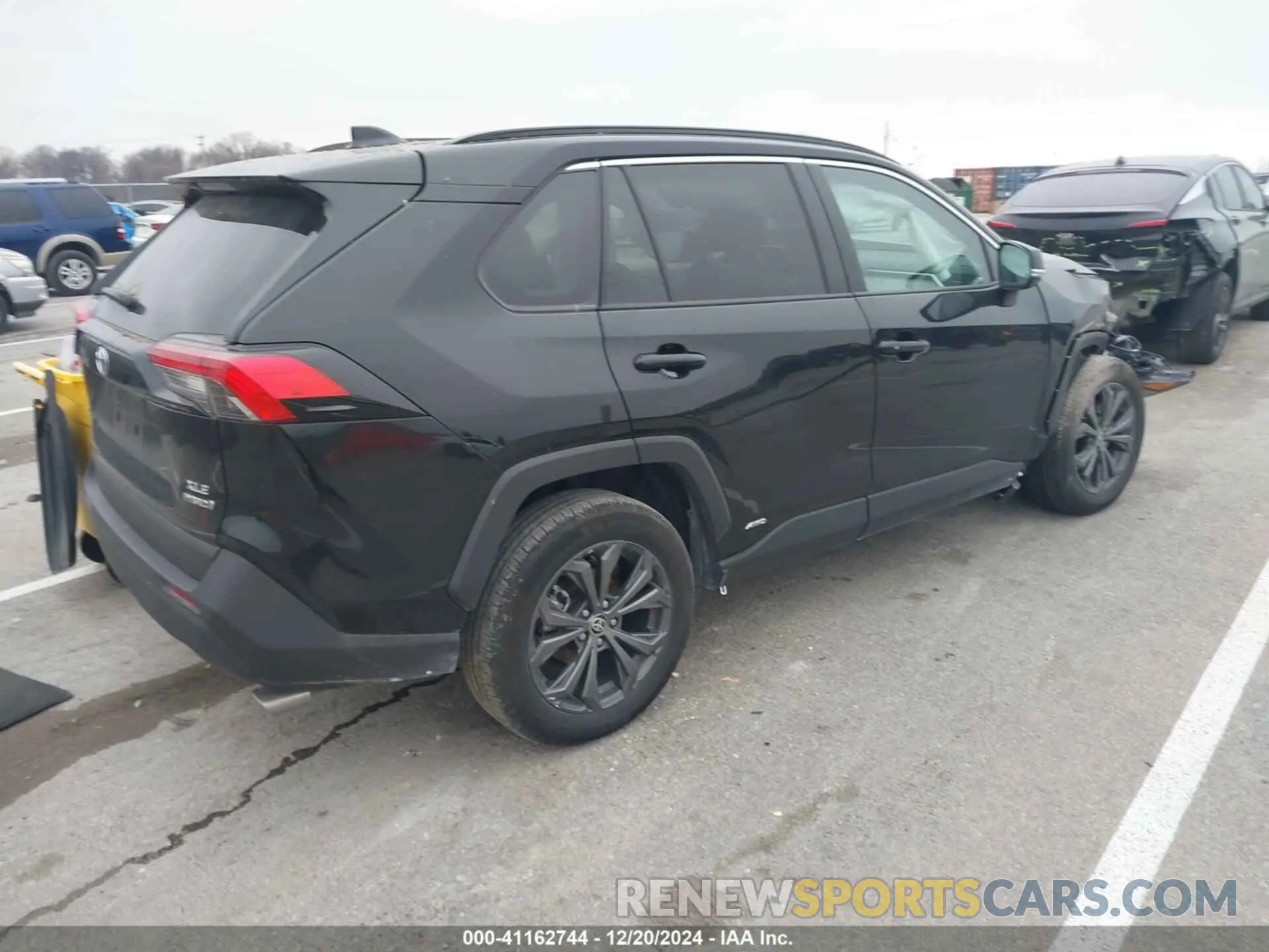 4 fotografías del automóvil dañado 4T3B6RFVXRU154125 TOYOTA RAV4 HYBRID 2024