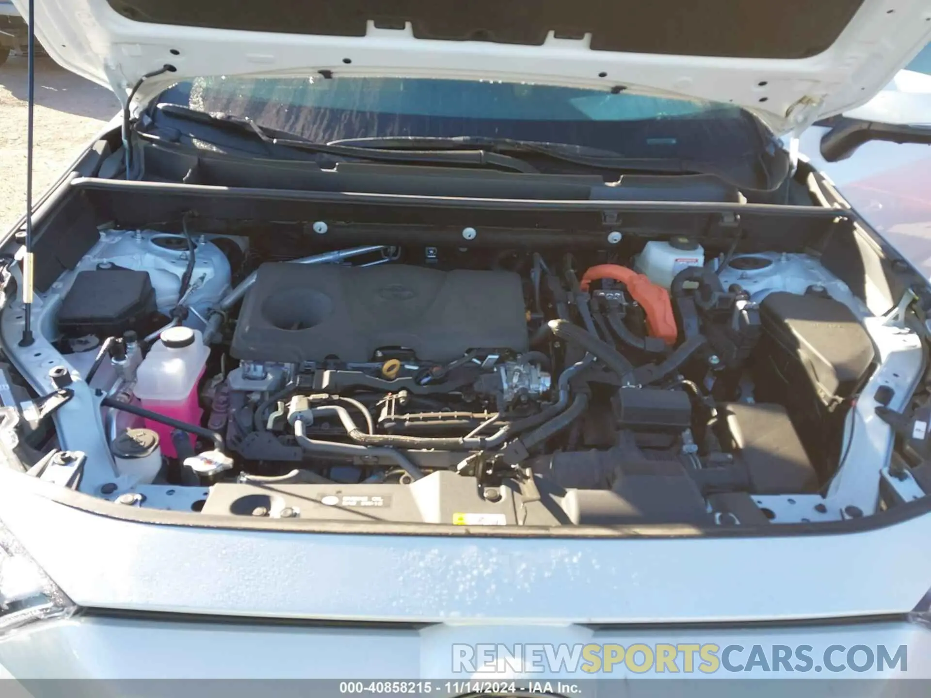 10 fotografías del automóvil dañado 4T3D6RFV0RU145040 TOYOTA RAV4 HYBRID 2024