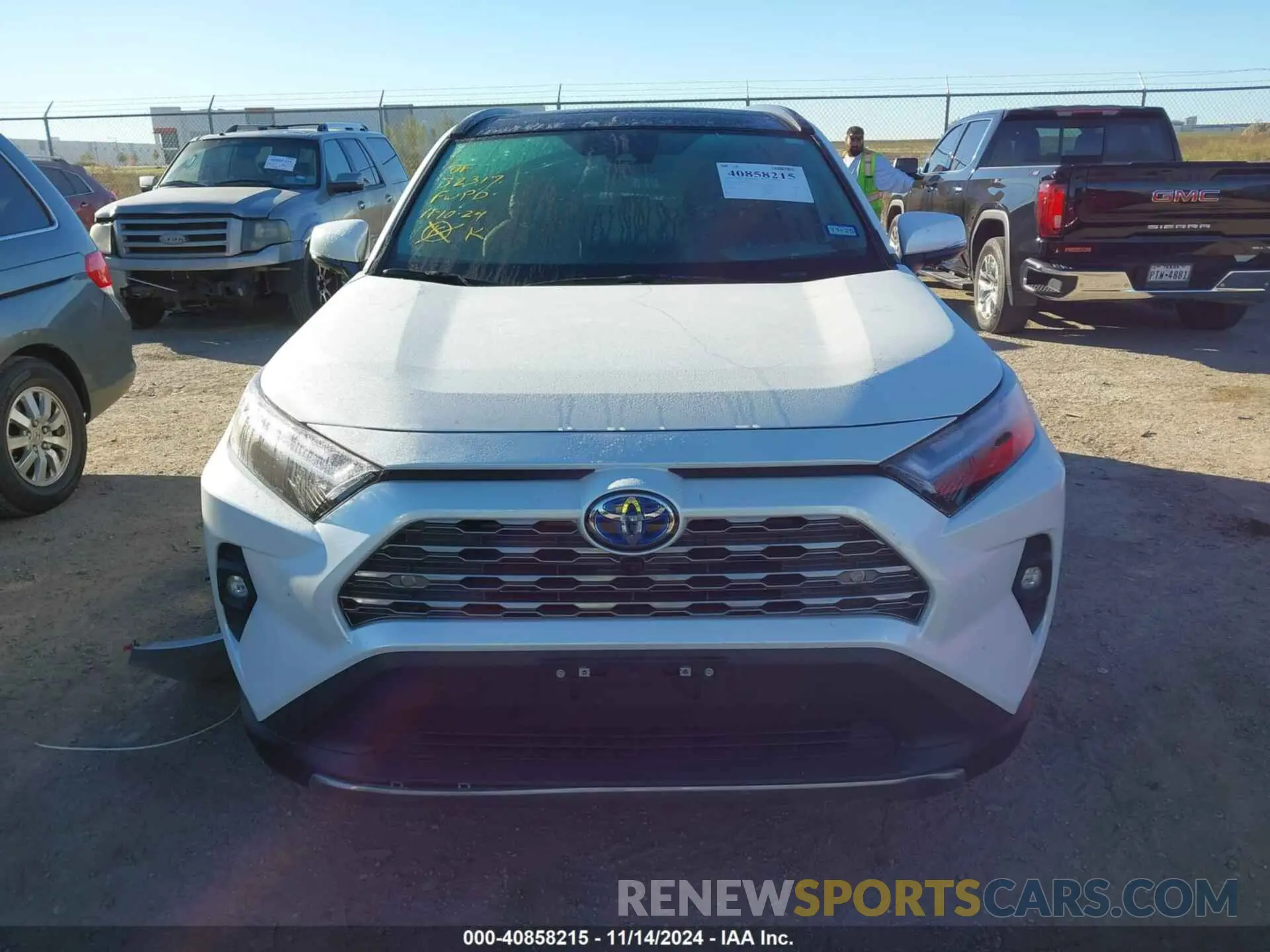 12 fotografías del automóvil dañado 4T3D6RFV0RU145040 TOYOTA RAV4 HYBRID 2024