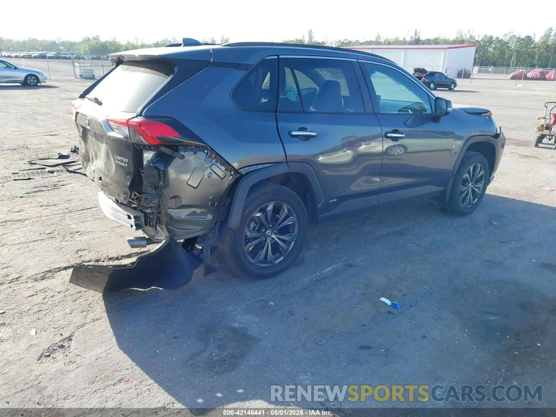 4 fotografías del automóvil dañado 4T3D6RFV2RU140731 TOYOTA RAV4 HYBRID 2024