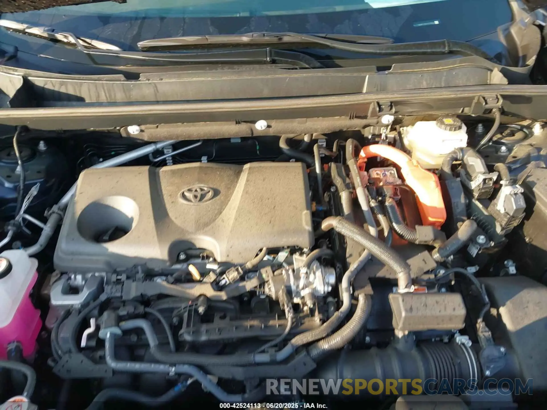 10 fotografías del automóvil dañado 4T3D6RFV5RU170502 TOYOTA RAV4 HYBRID 2024