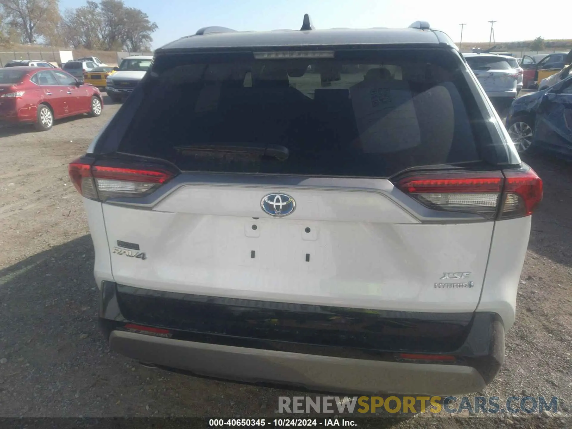 17 fotografías del automóvil dañado 4T3E6RFV0RU167463 TOYOTA RAV4 HYBRID 2024
