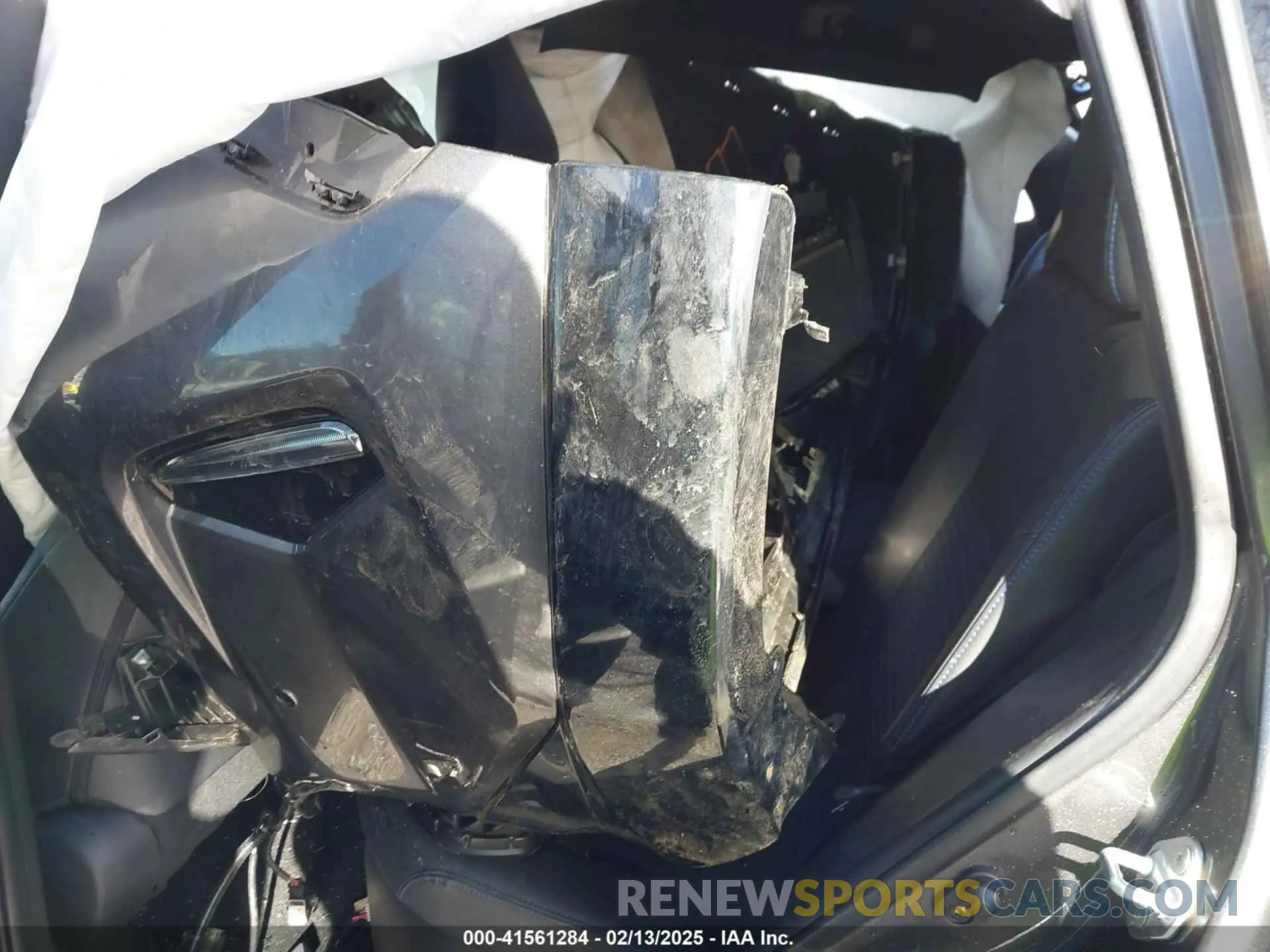 8 fotografías del automóvil dañado 4T3E6RFV6RU144463 TOYOTA RAV4 HYBRID 2024