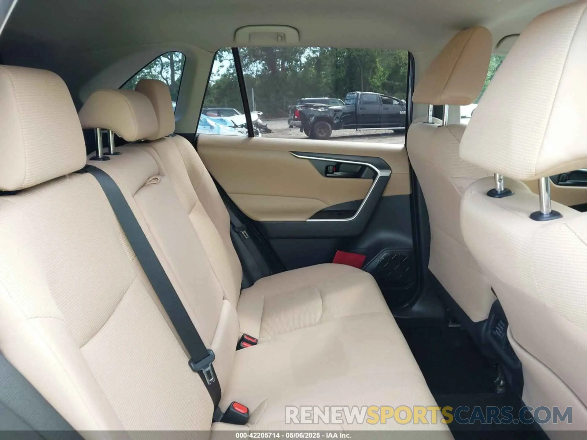 8 fotografías del automóvil dañado 4T3LWRFV1RU128503 TOYOTA RAV4 HYBRID 2024