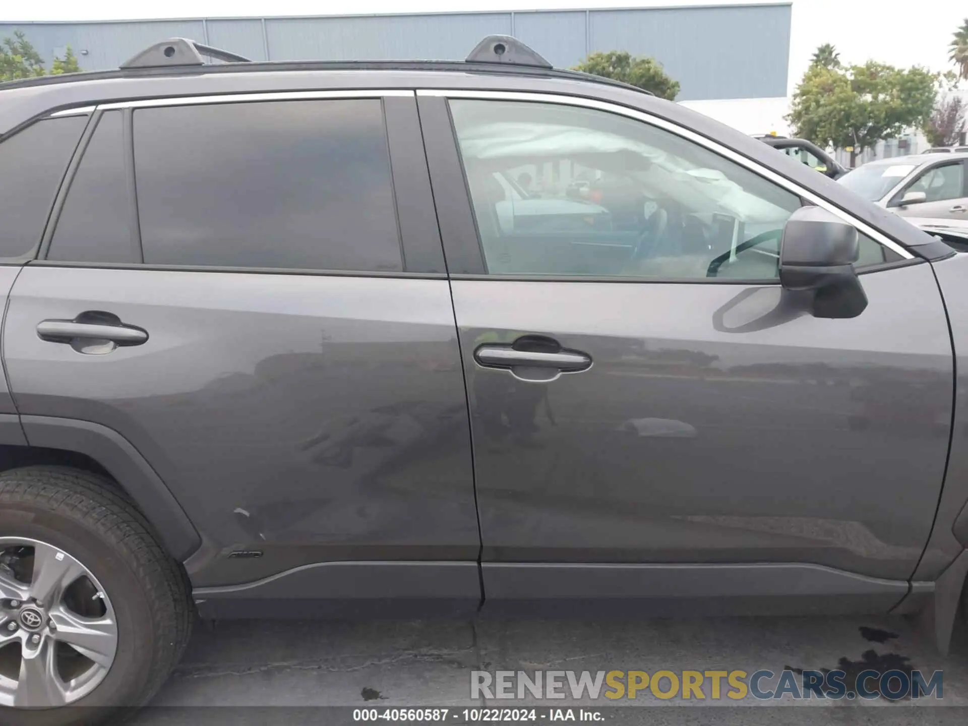 14 fotografías del automóvil dañado 4T3LWRFV9RU143072 TOYOTA RAV4 HYBRID 2024