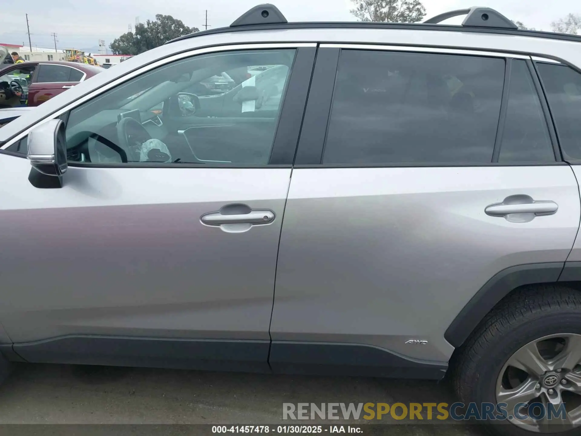 15 fotografías del automóvil dañado 4T3MWRFV1RU133124 TOYOTA RAV4 HYBRID 2024