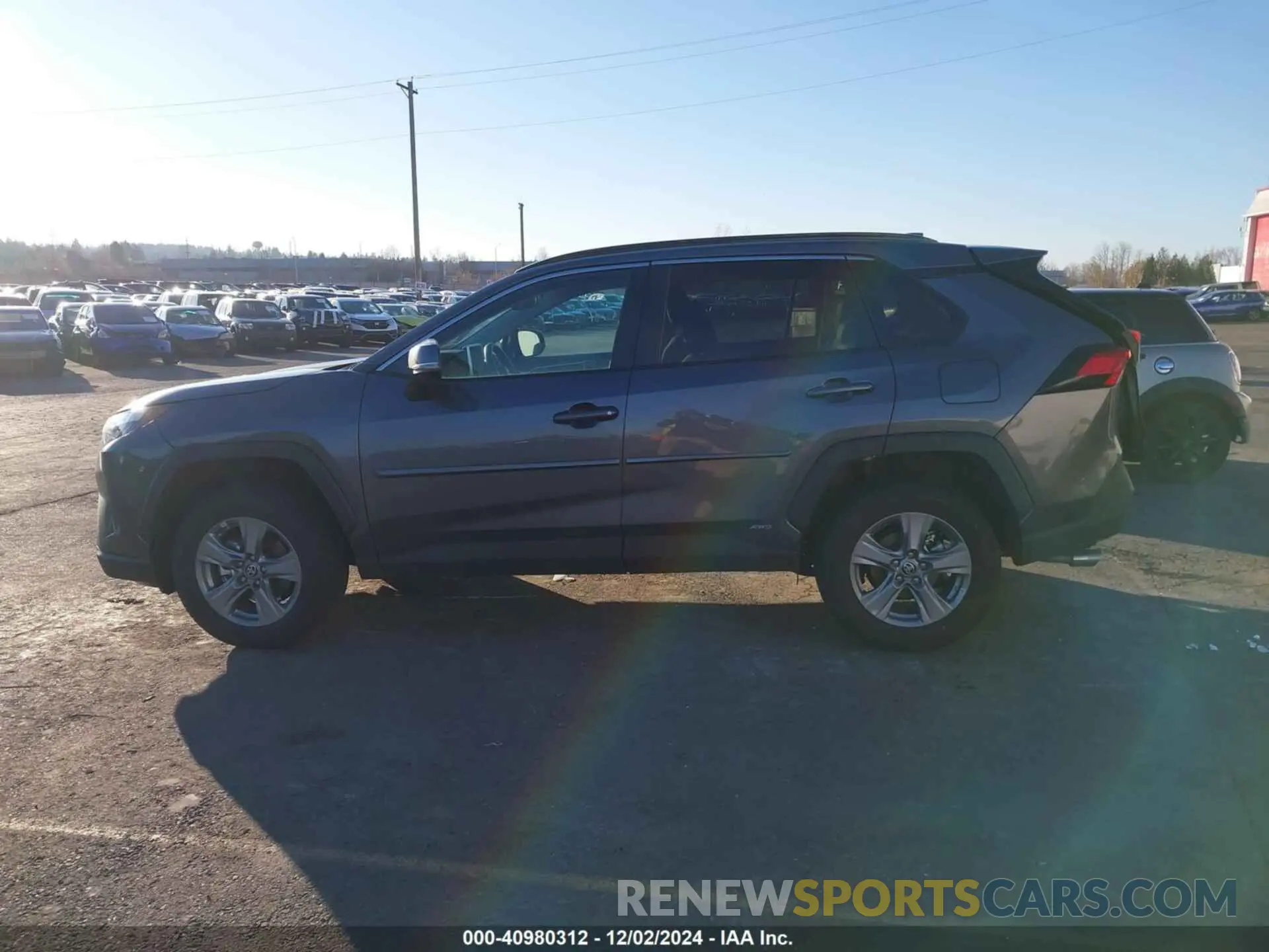 14 fotografías del automóvil dañado 4T3MWRFV6RU157726 TOYOTA RAV4 HYBRID 2024