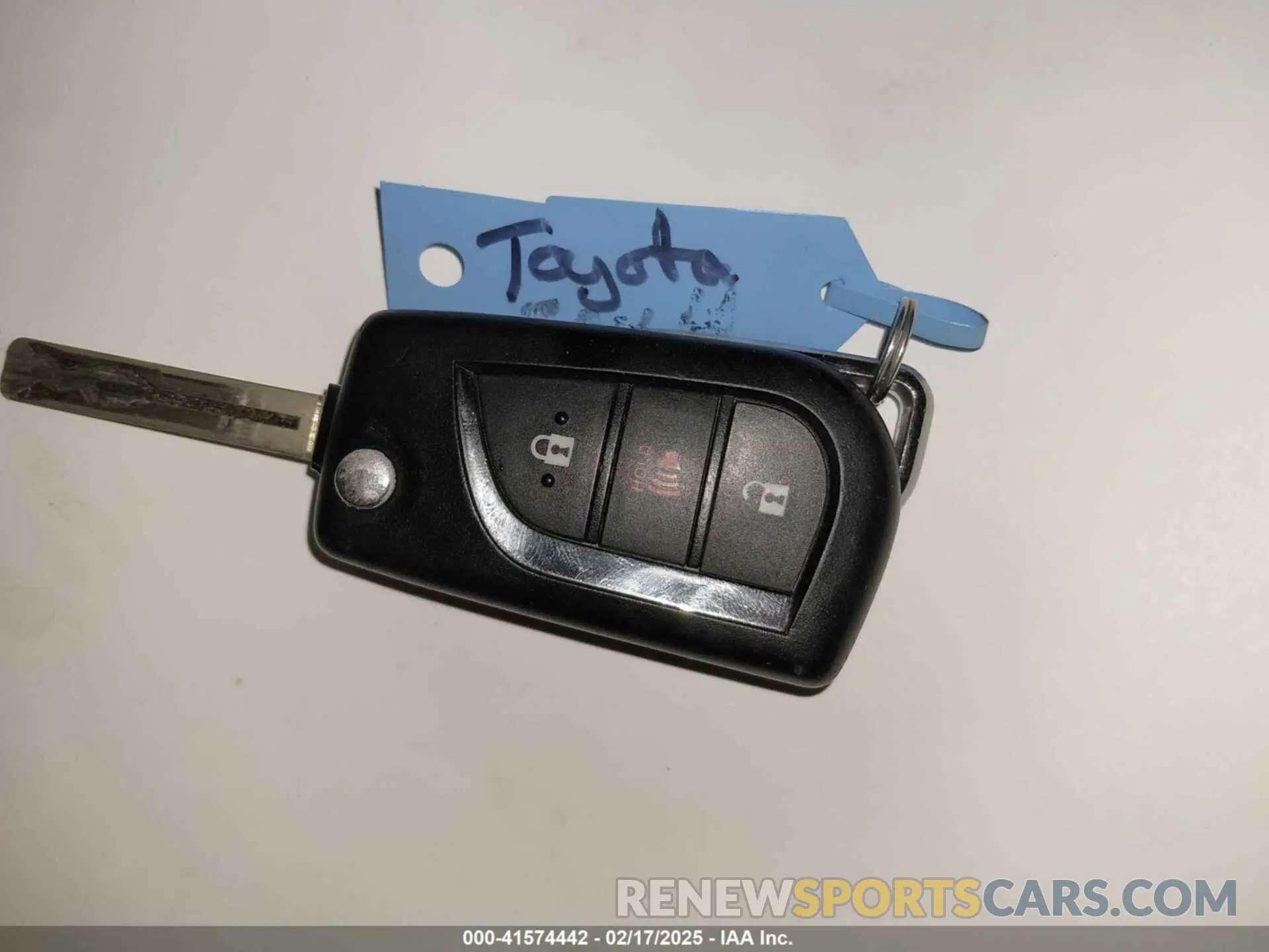 11 fotografías del automóvil dañado 4T3MWRFV8RU133105 TOYOTA RAV4 HYBRID 2024