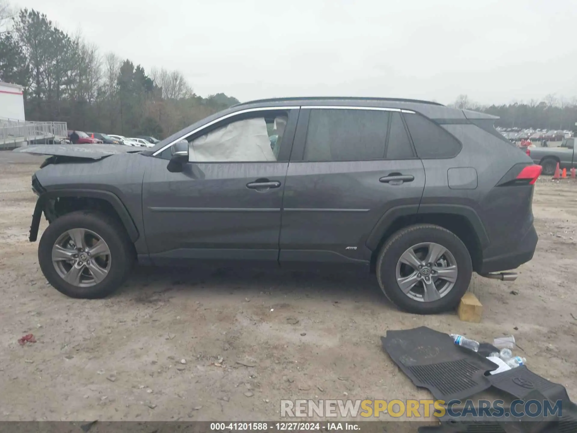 15 fotografías del automóvil dañado 4T3MWRFV8RU157551 TOYOTA RAV4 HYBRID 2024