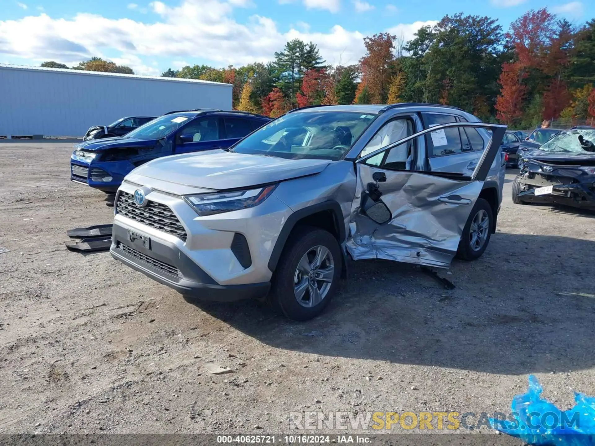 2 fotografías del automóvil dañado 4T3RWRFV1RU112652 TOYOTA RAV4 HYBRID 2024