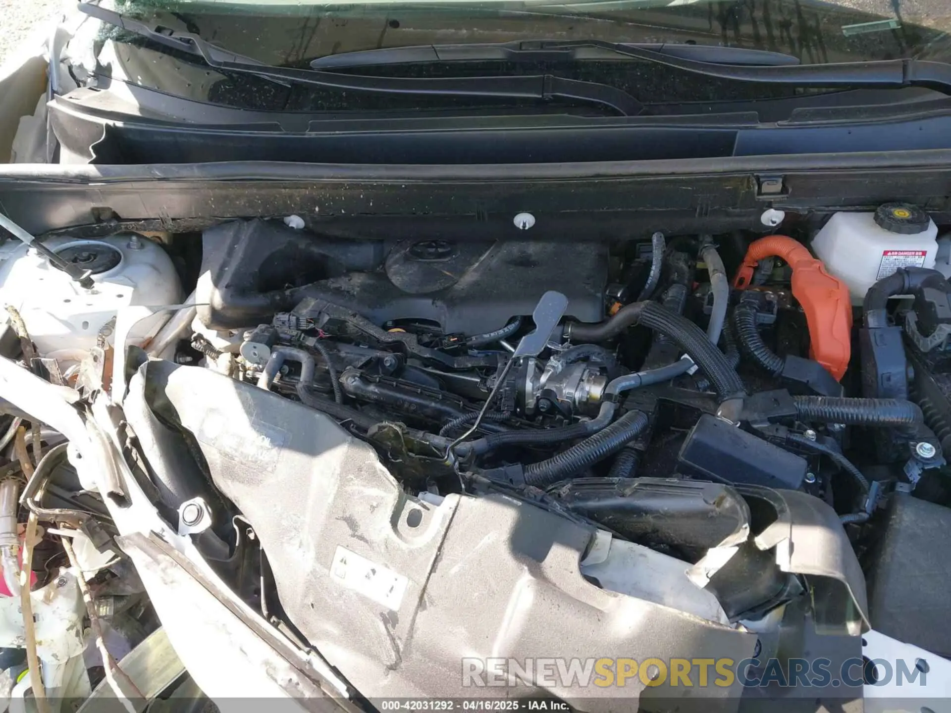 10 fotografías del automóvil dañado 4T3RWRFV1RU129659 TOYOTA RAV4 HYBRID 2024