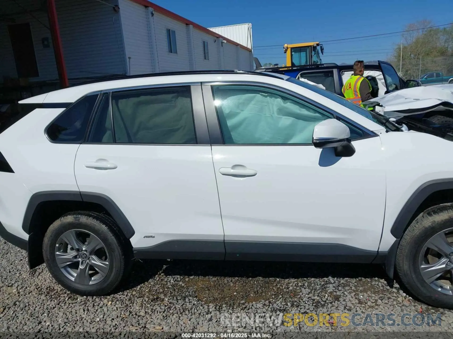13 fotografías del automóvil dañado 4T3RWRFV1RU129659 TOYOTA RAV4 HYBRID 2024