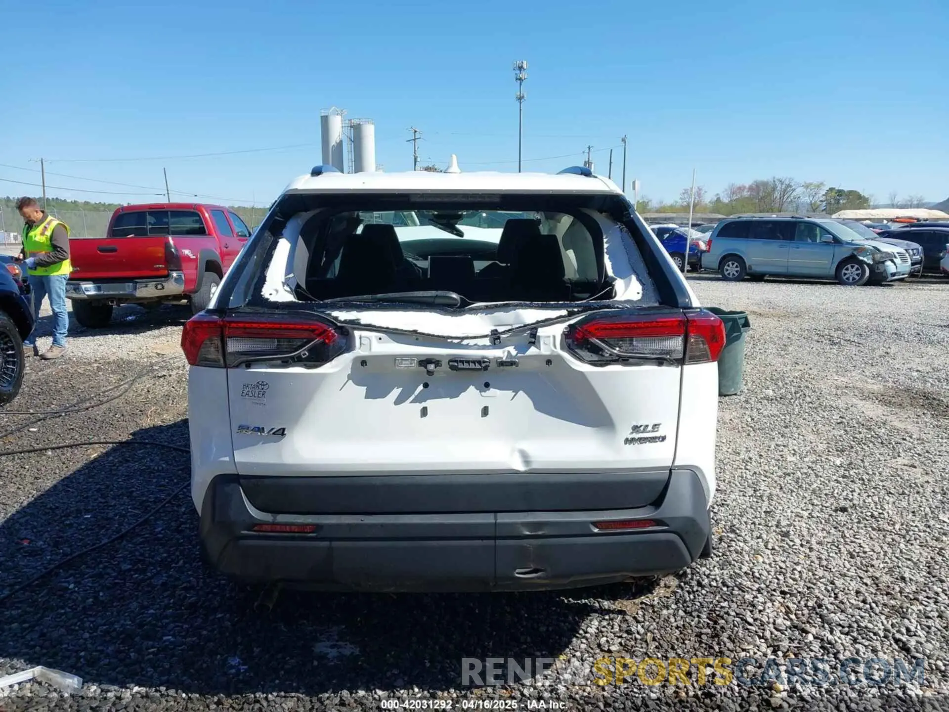 16 fotografías del automóvil dañado 4T3RWRFV1RU129659 TOYOTA RAV4 HYBRID 2024