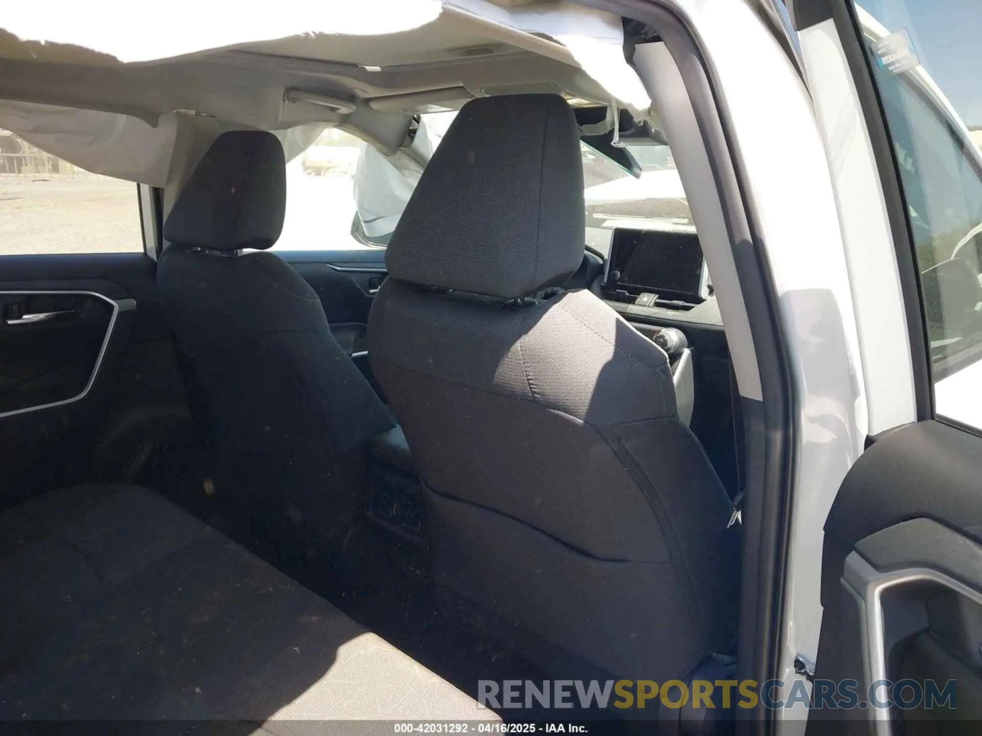 8 fotografías del automóvil dañado 4T3RWRFV1RU129659 TOYOTA RAV4 HYBRID 2024