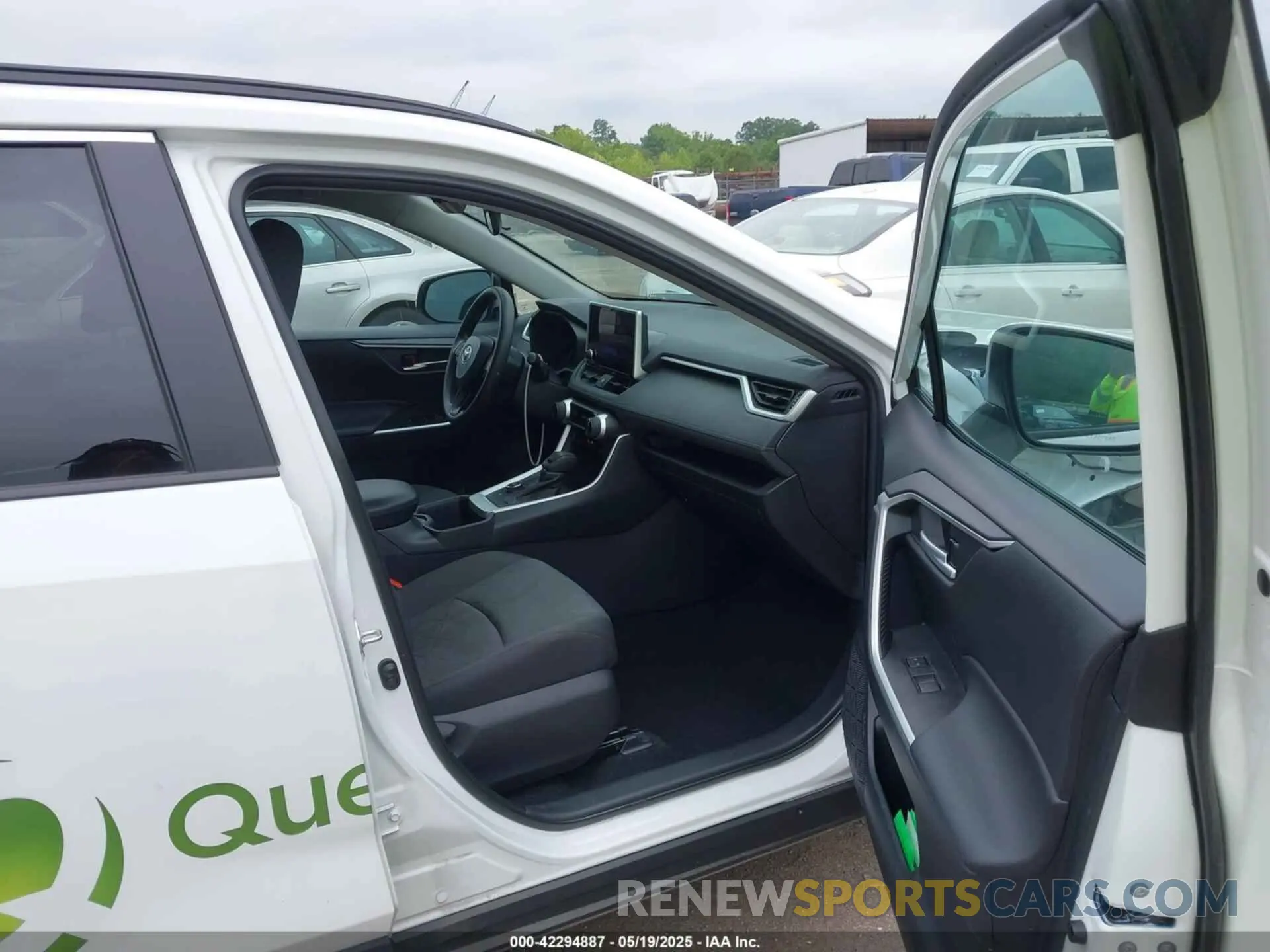 5 fotografías del automóvil dañado 4T3RWRFV1RU133016 TOYOTA RAV4 HYBRID 2024