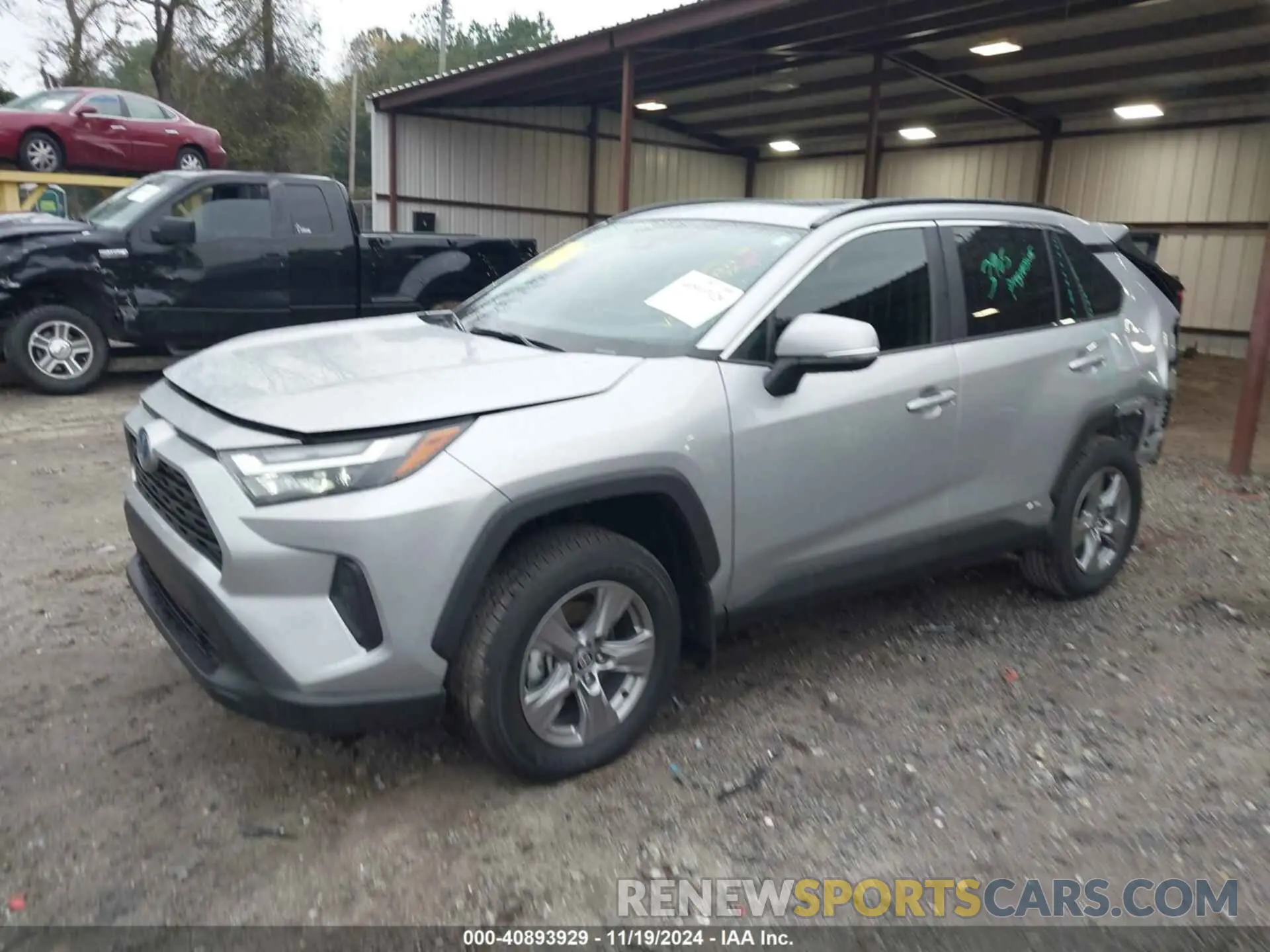 2 fotografías del automóvil dañado 4T3RWRFV3RU125919 TOYOTA RAV4 HYBRID 2024