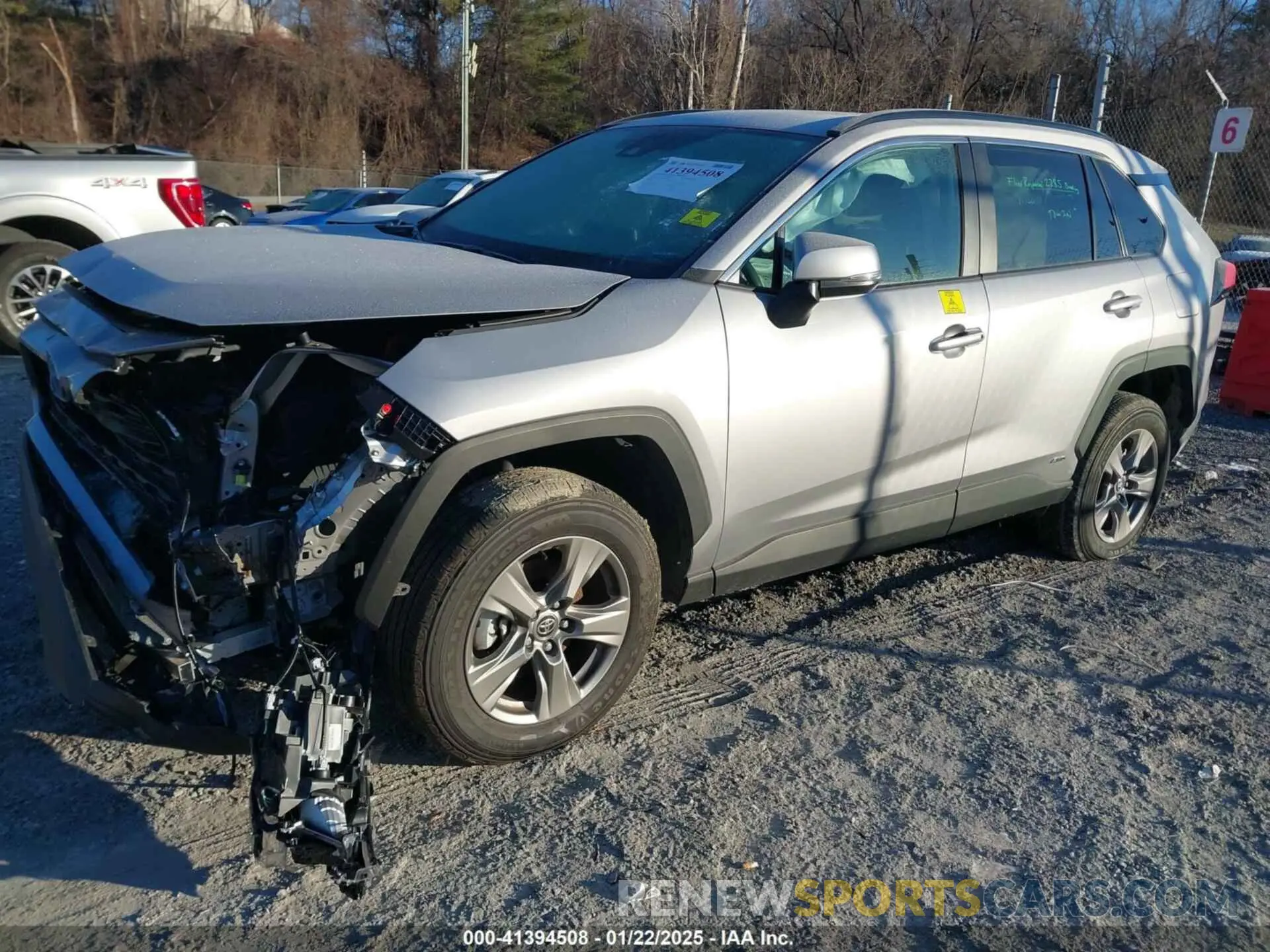 2 fotografías del automóvil dañado 4T3RWRFV3RU146186 TOYOTA RAV4 HYBRID 2024